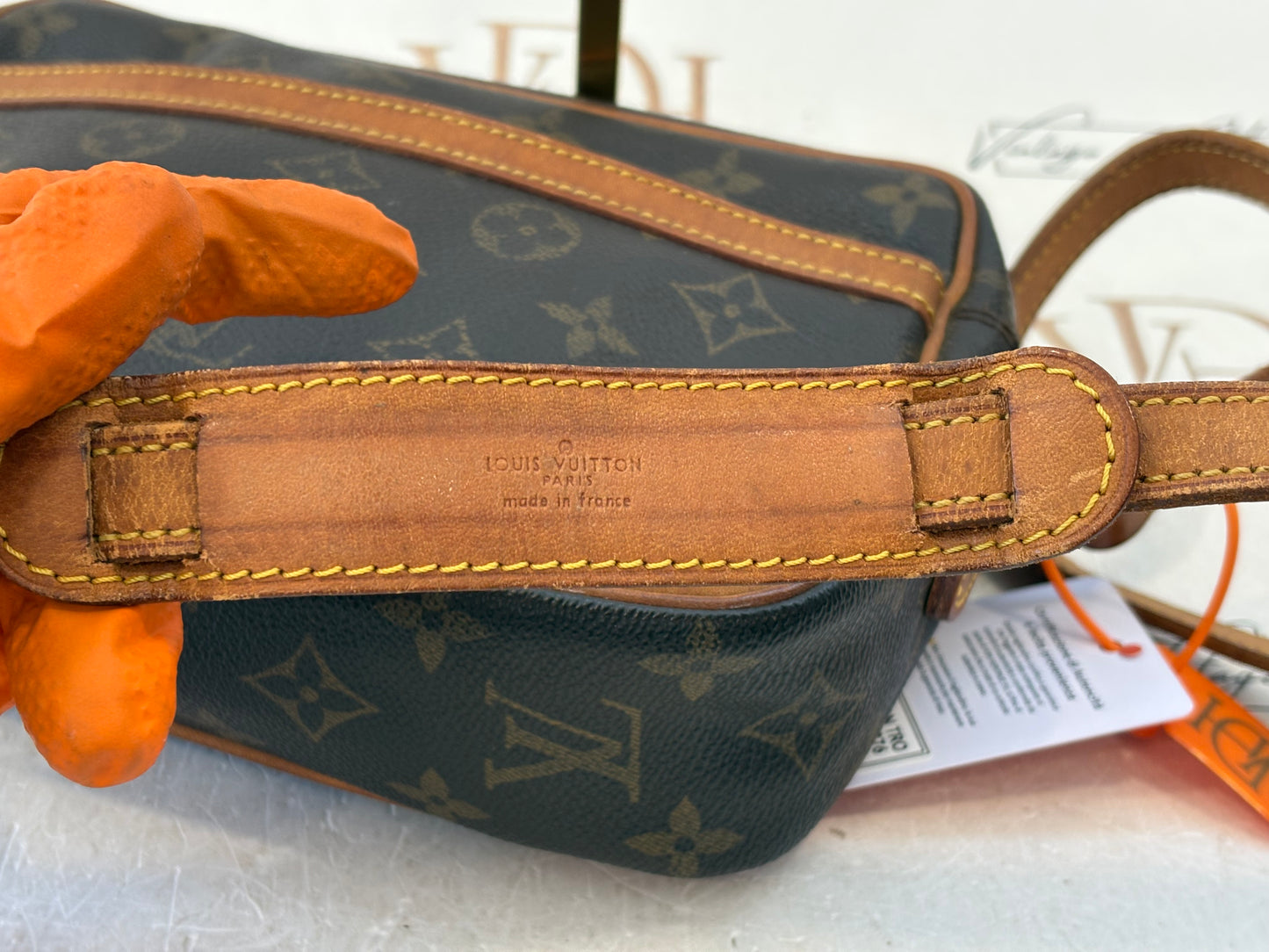 018289 - Louis Vuitton Trocadero 24