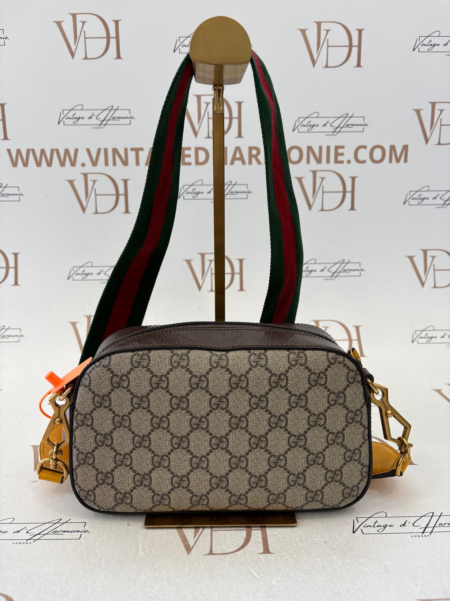 383957 - Gucci Neo Vintage