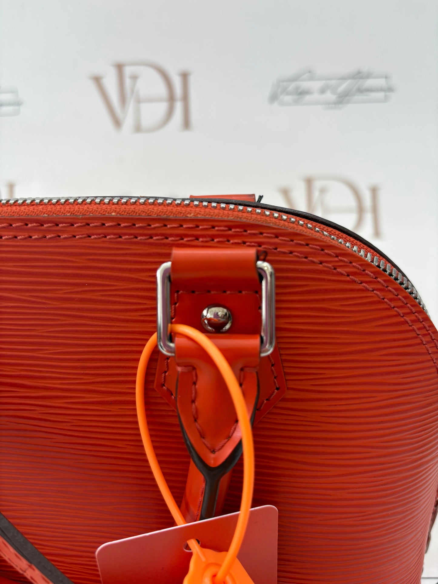 200880 - Louis Vuitton Alma BB