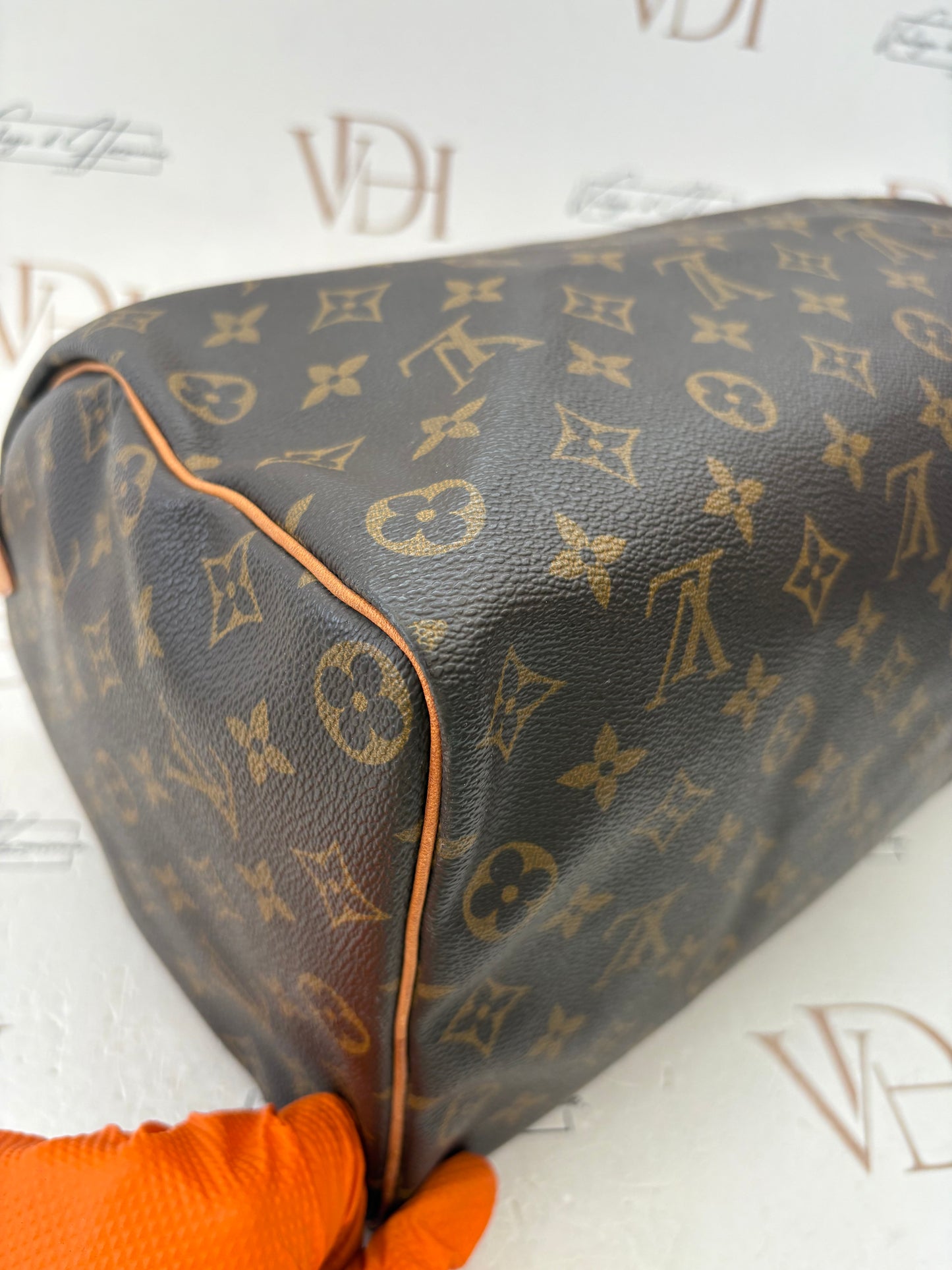 018606 - Louis Vuitton Speedy 35