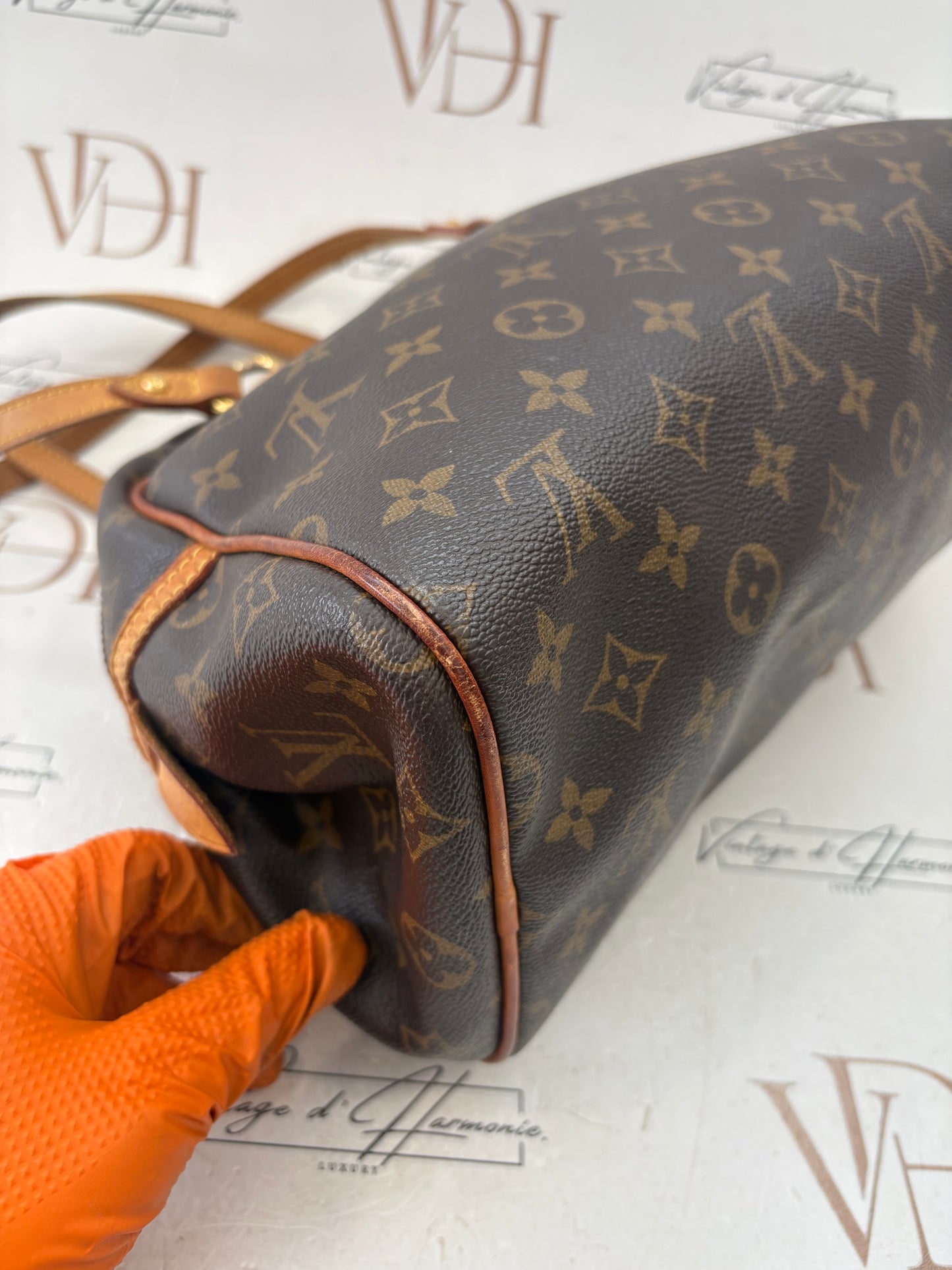 018742 - Louis Vuitton Montorgueil PM