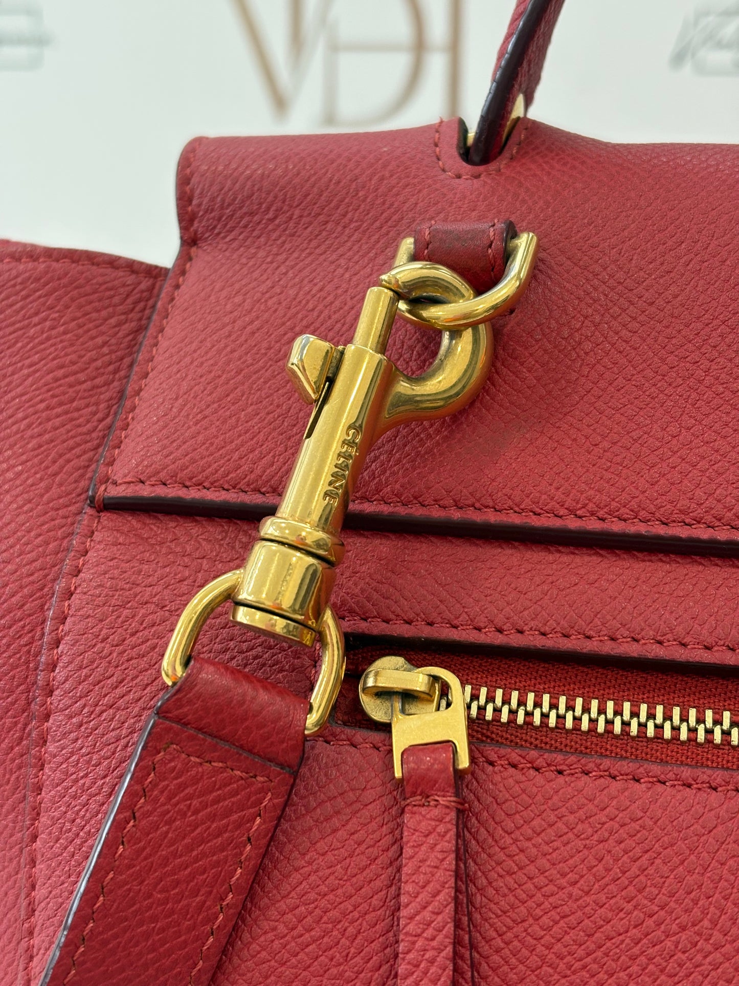 384192 - Céline Belt