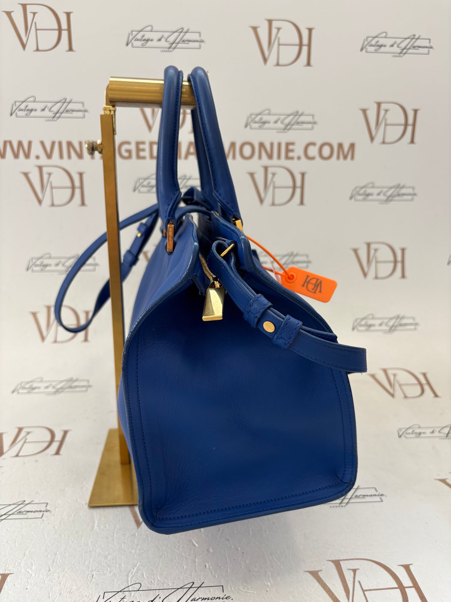 383897 - Saint Laurent Chyc