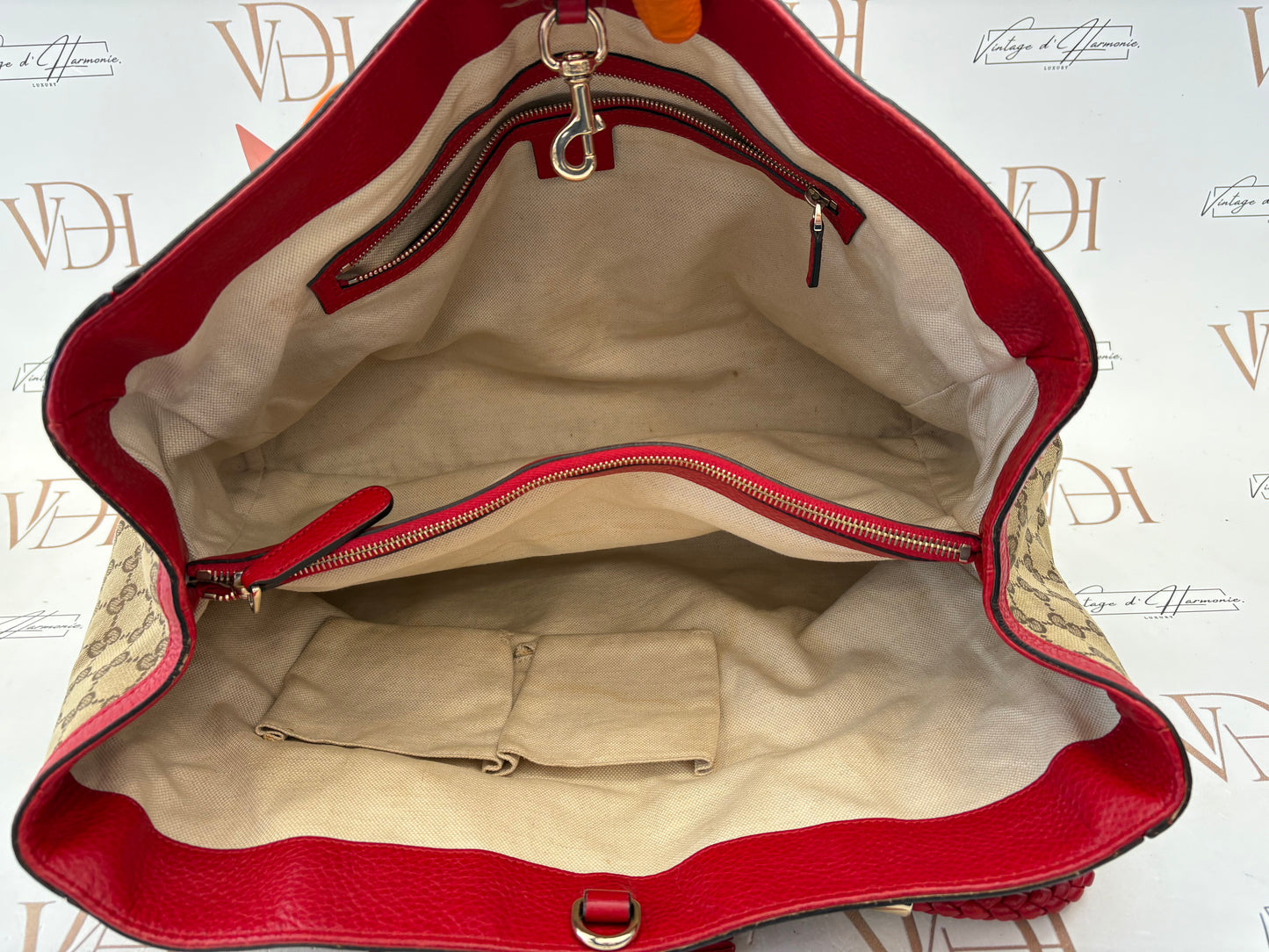 383624 - Gucci Bella