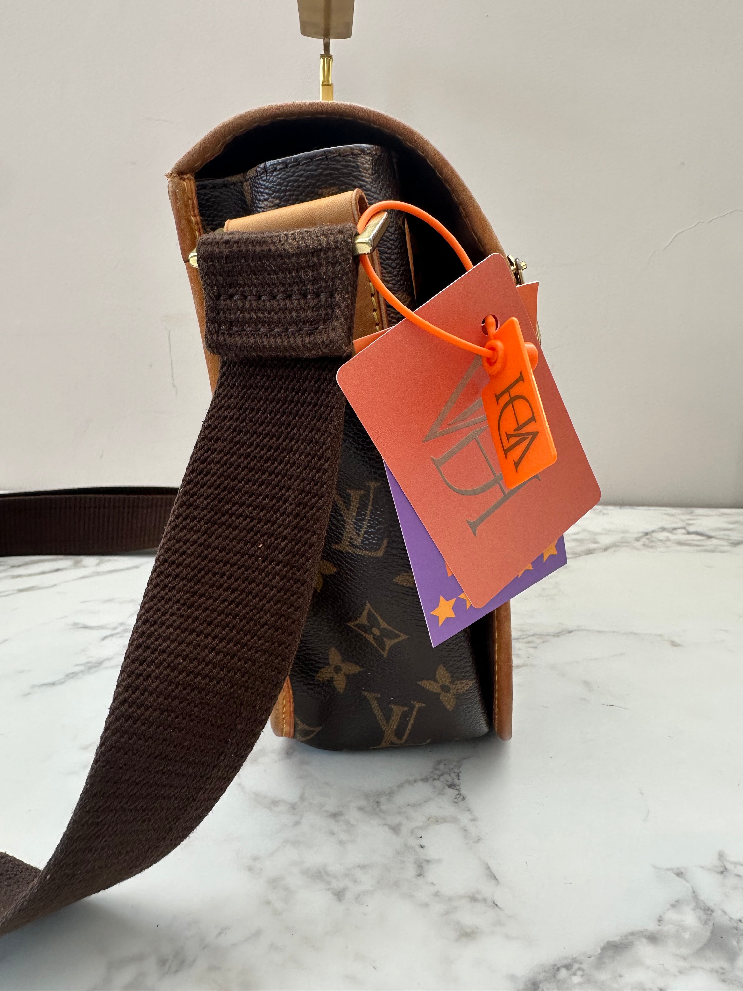 Louis Vuitton Messenger Bosphore