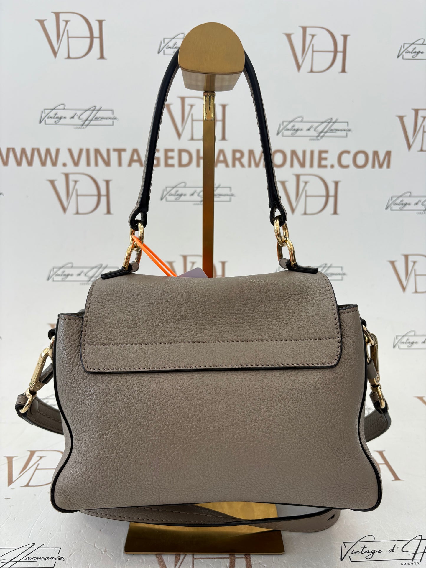 384121 - Chloé Faye