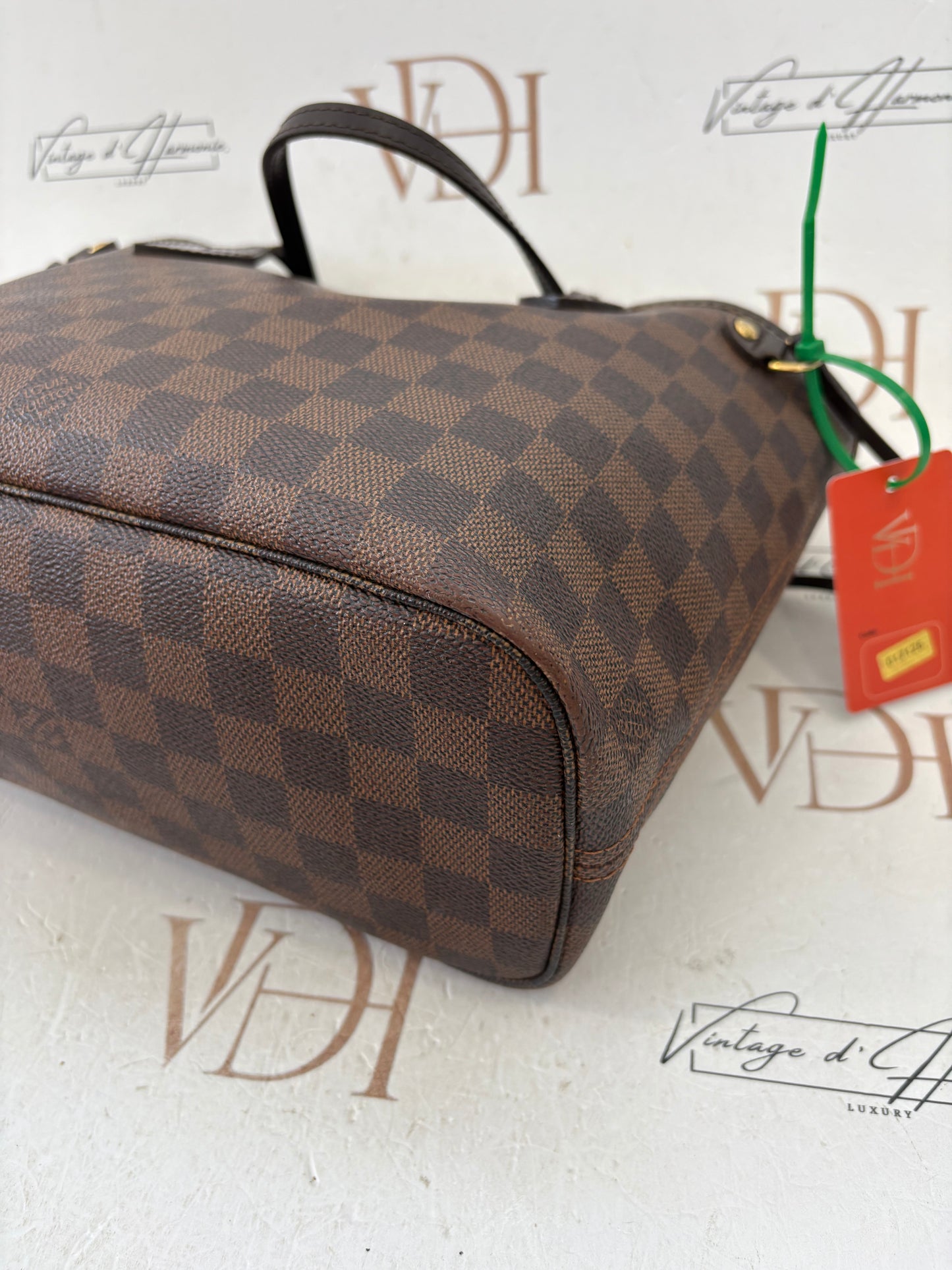017125 - Louis Vuitton Neverfull PM