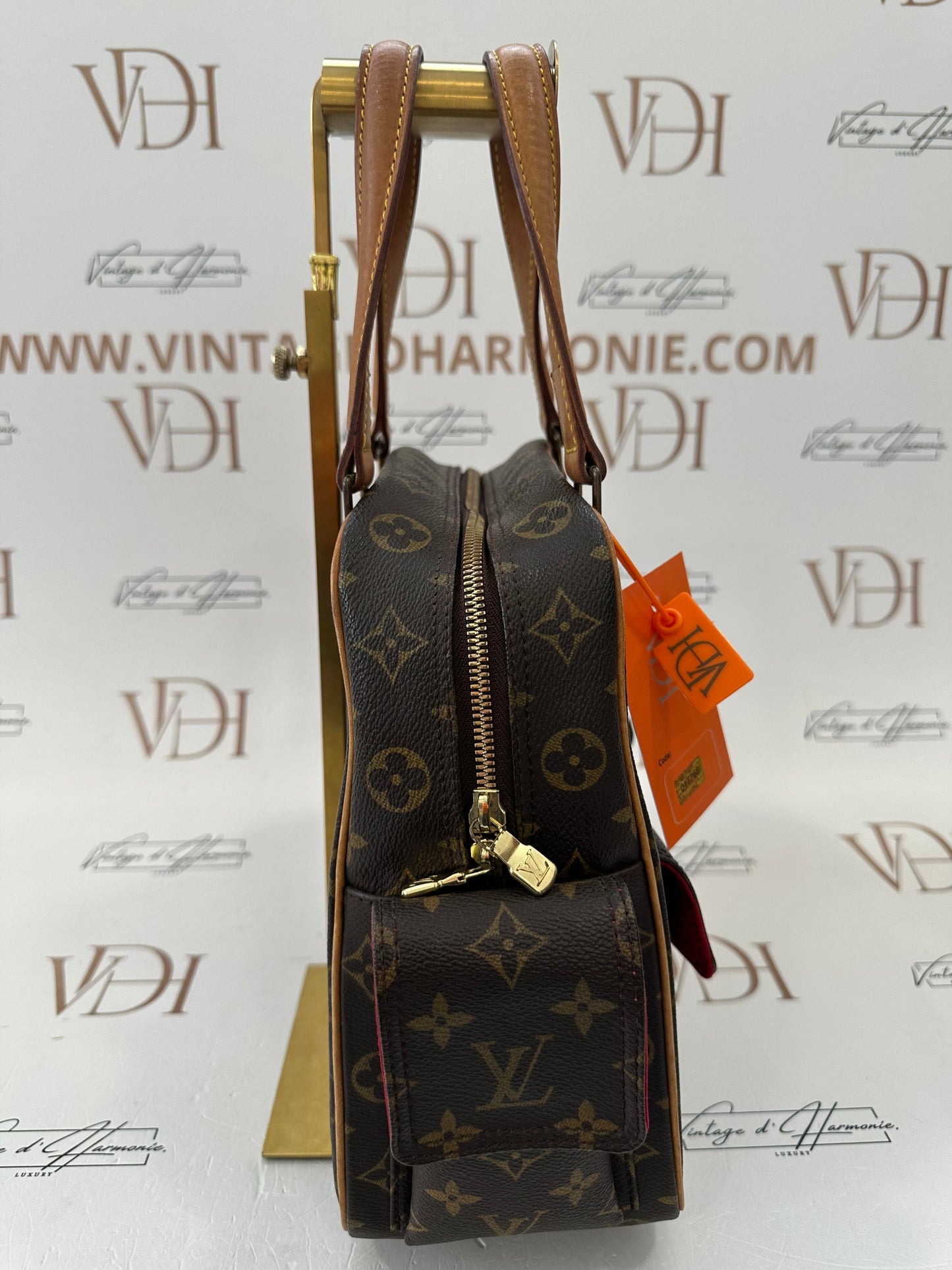 017766 - Louis Vuitton Excentricite