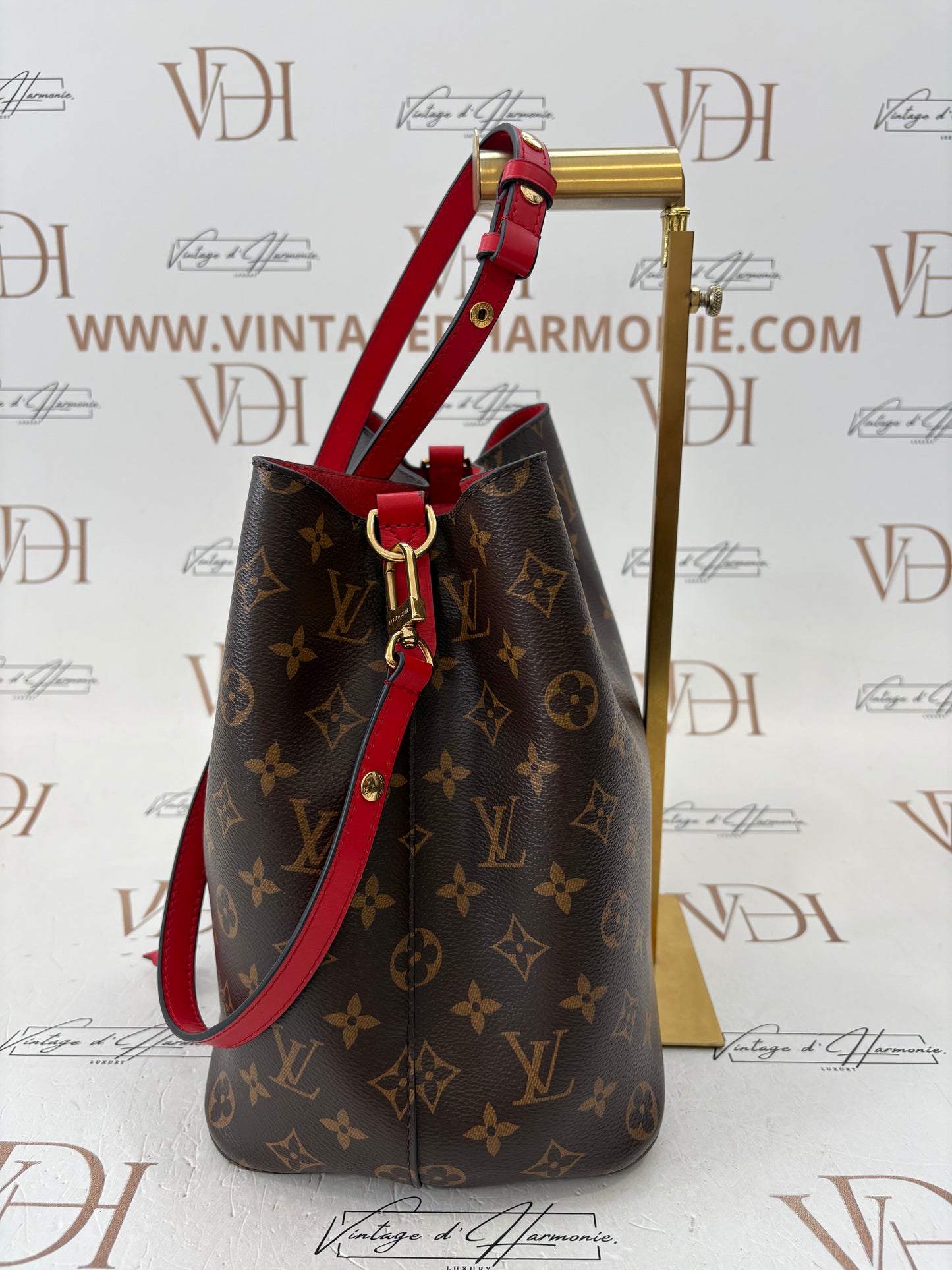 383929 - Louis Vuitton NeoNoé