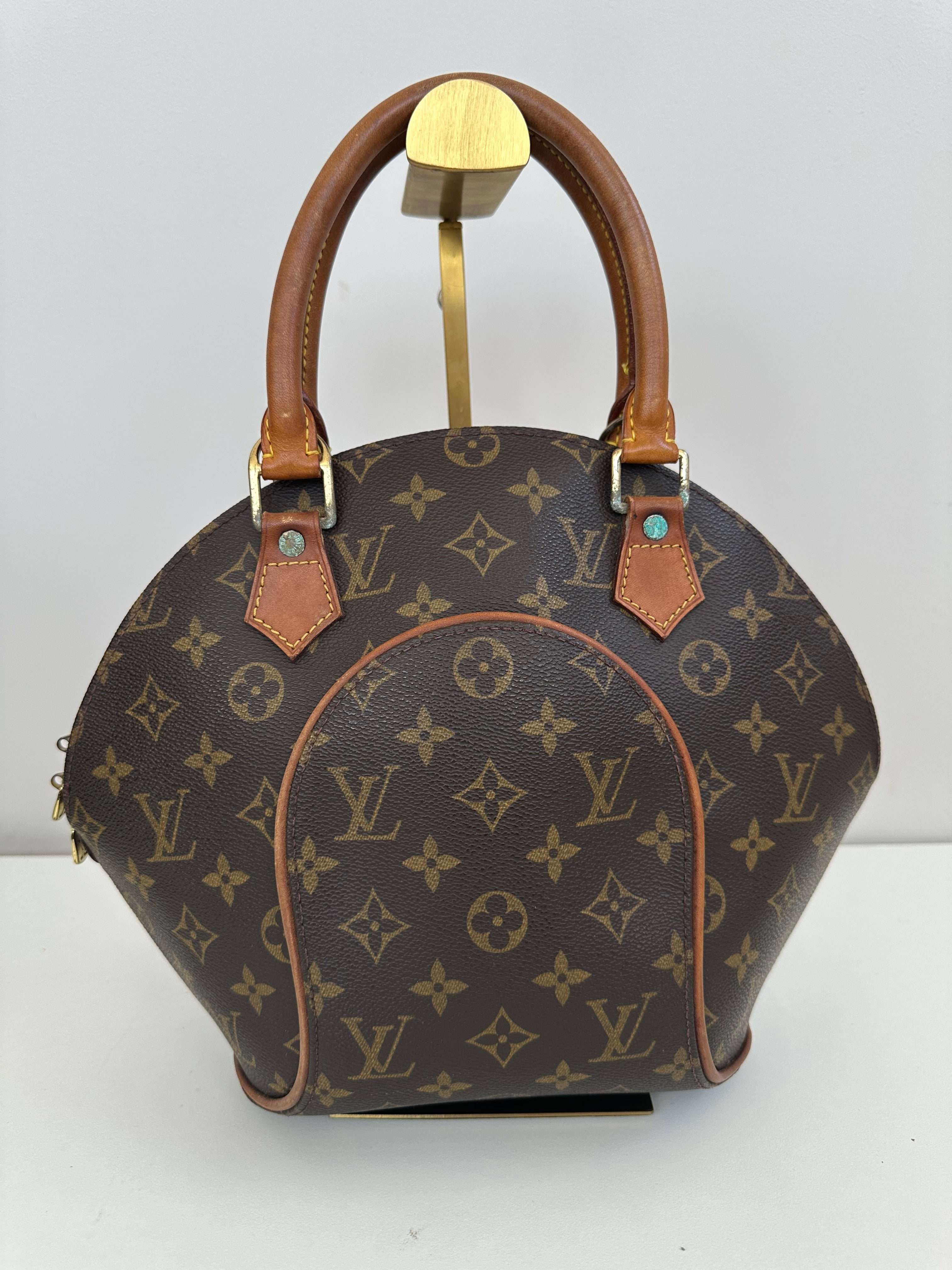 Louis Vuitton Ellipse PM