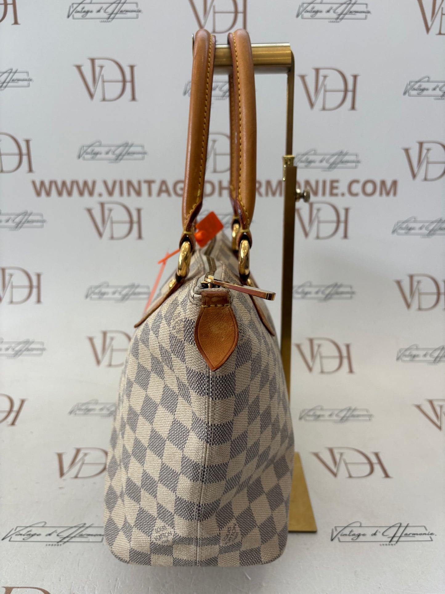 018140 - Louis Vuitton Saleya PM