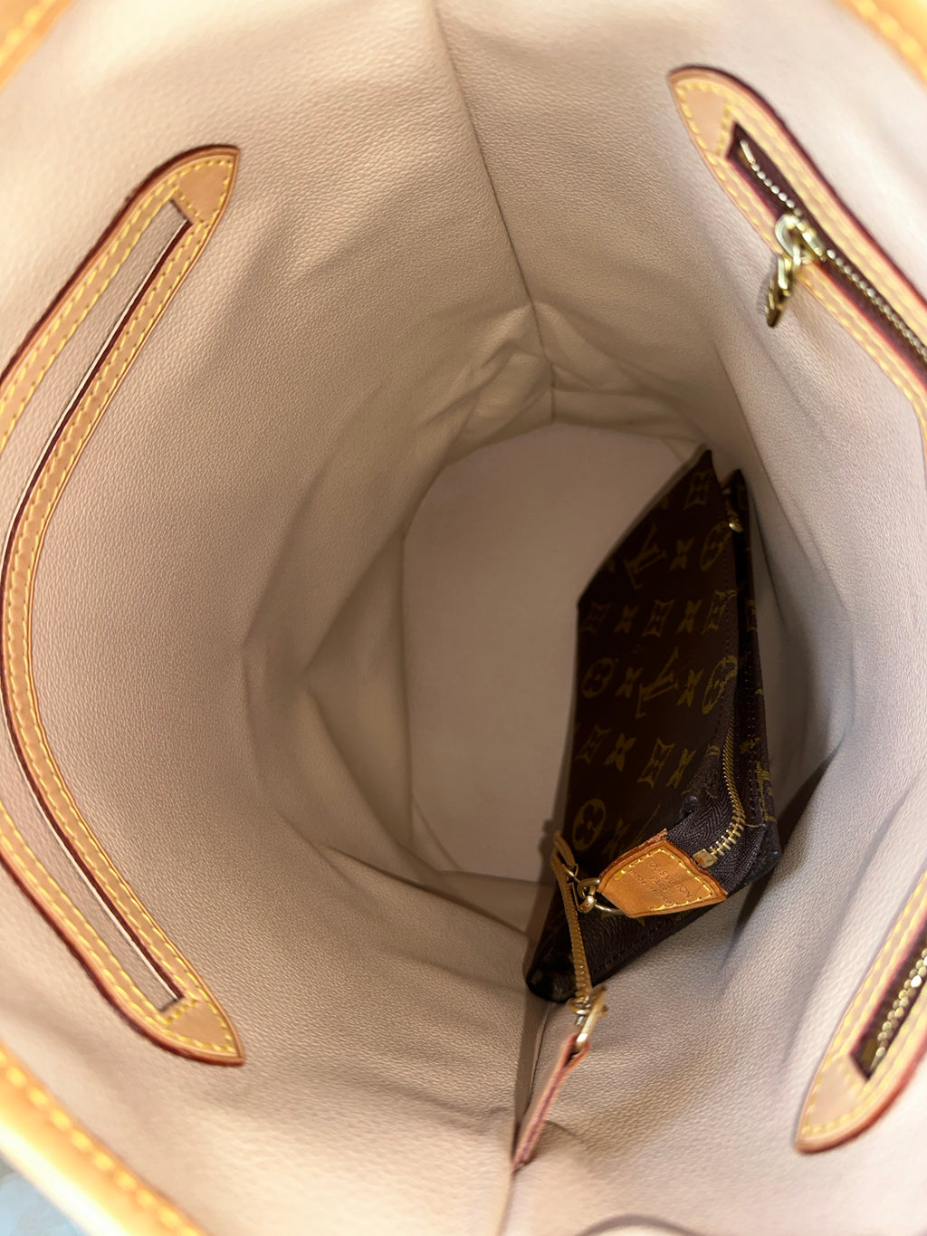 Louis Vuitton Bucket GM