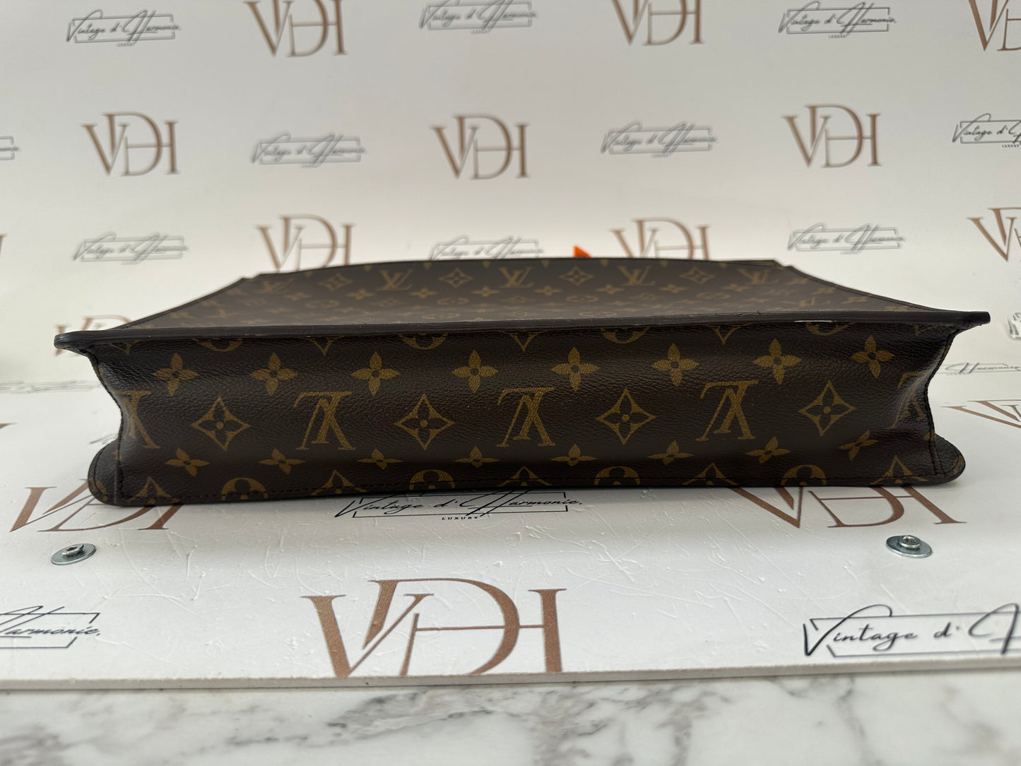 017809 - Louis Vuitton Robusto 1 Briefcase