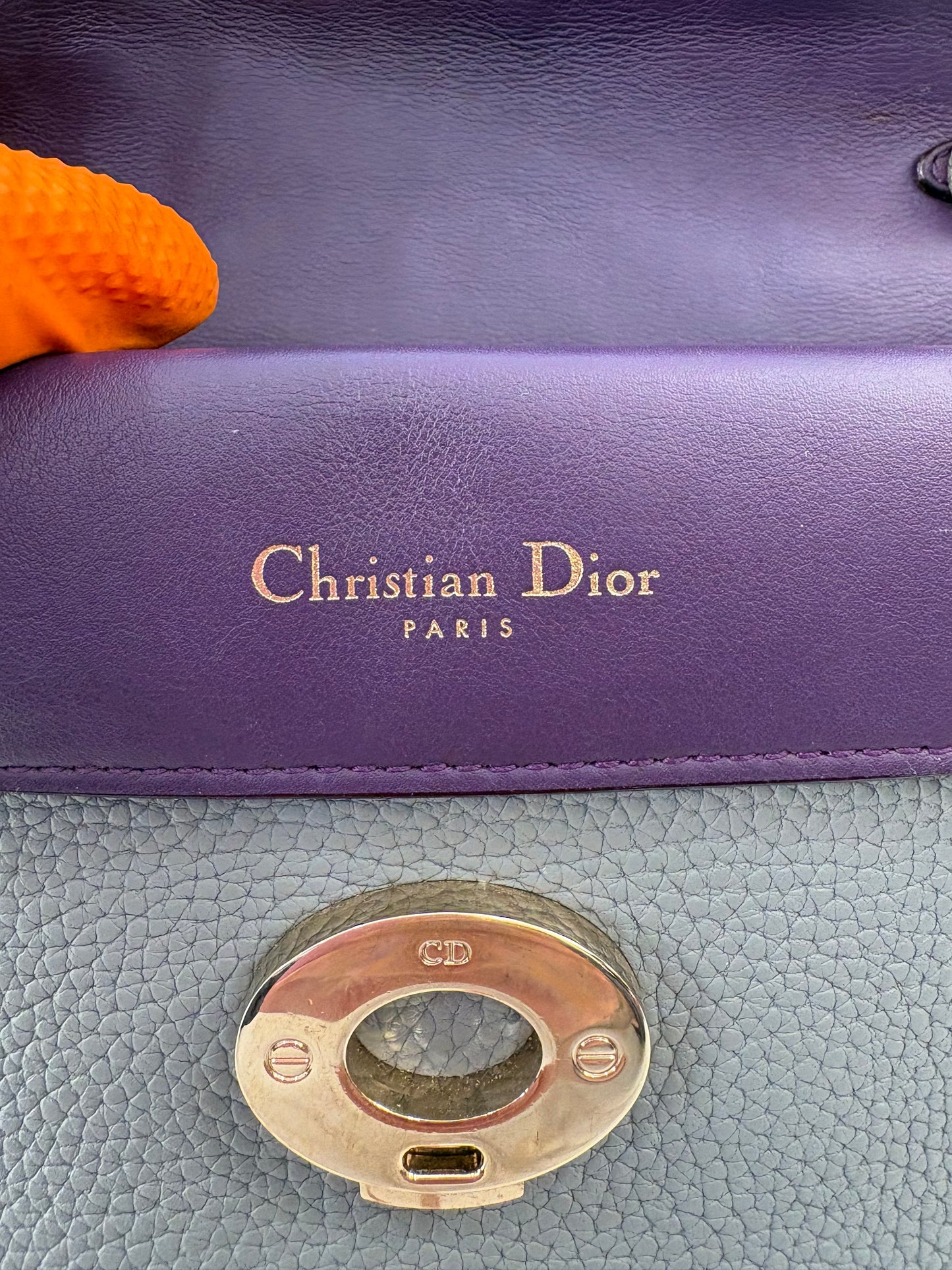 383582 - Dior Be Dior