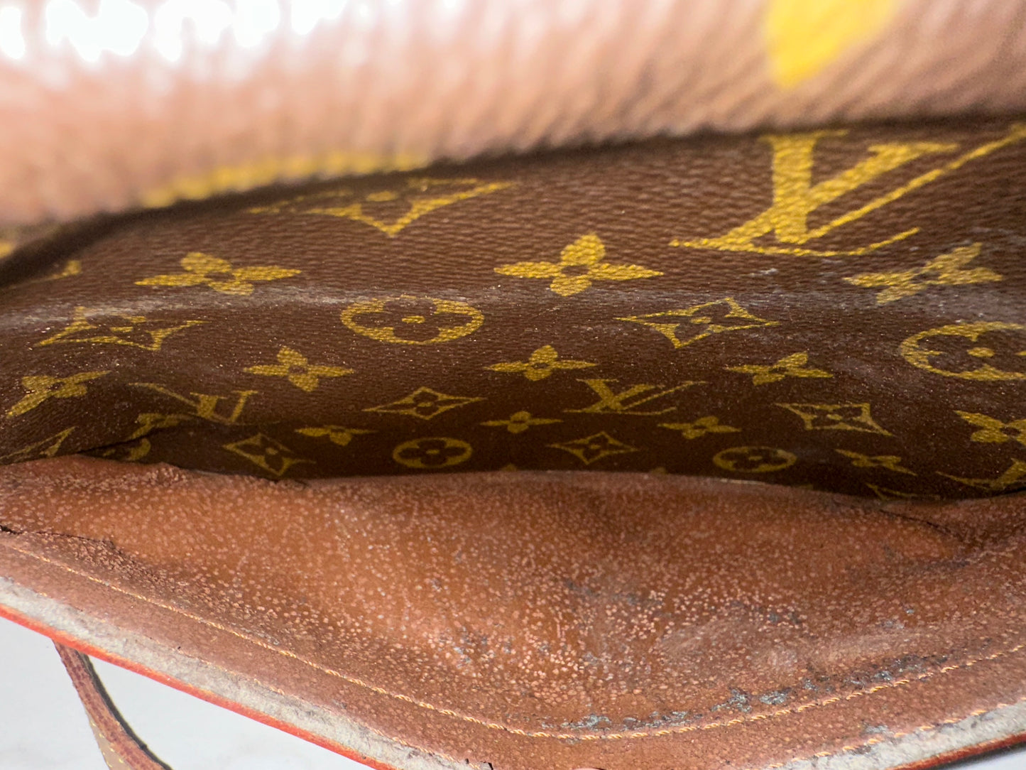 Louis Vuitton Trocadero 27