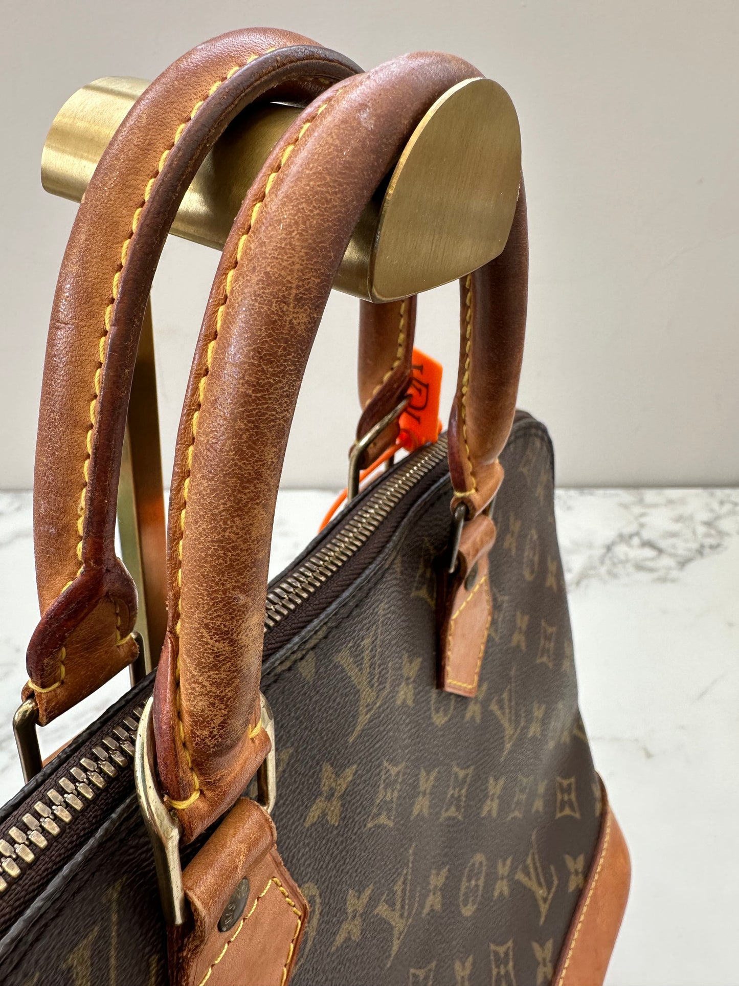 Louis Vuitton Alma