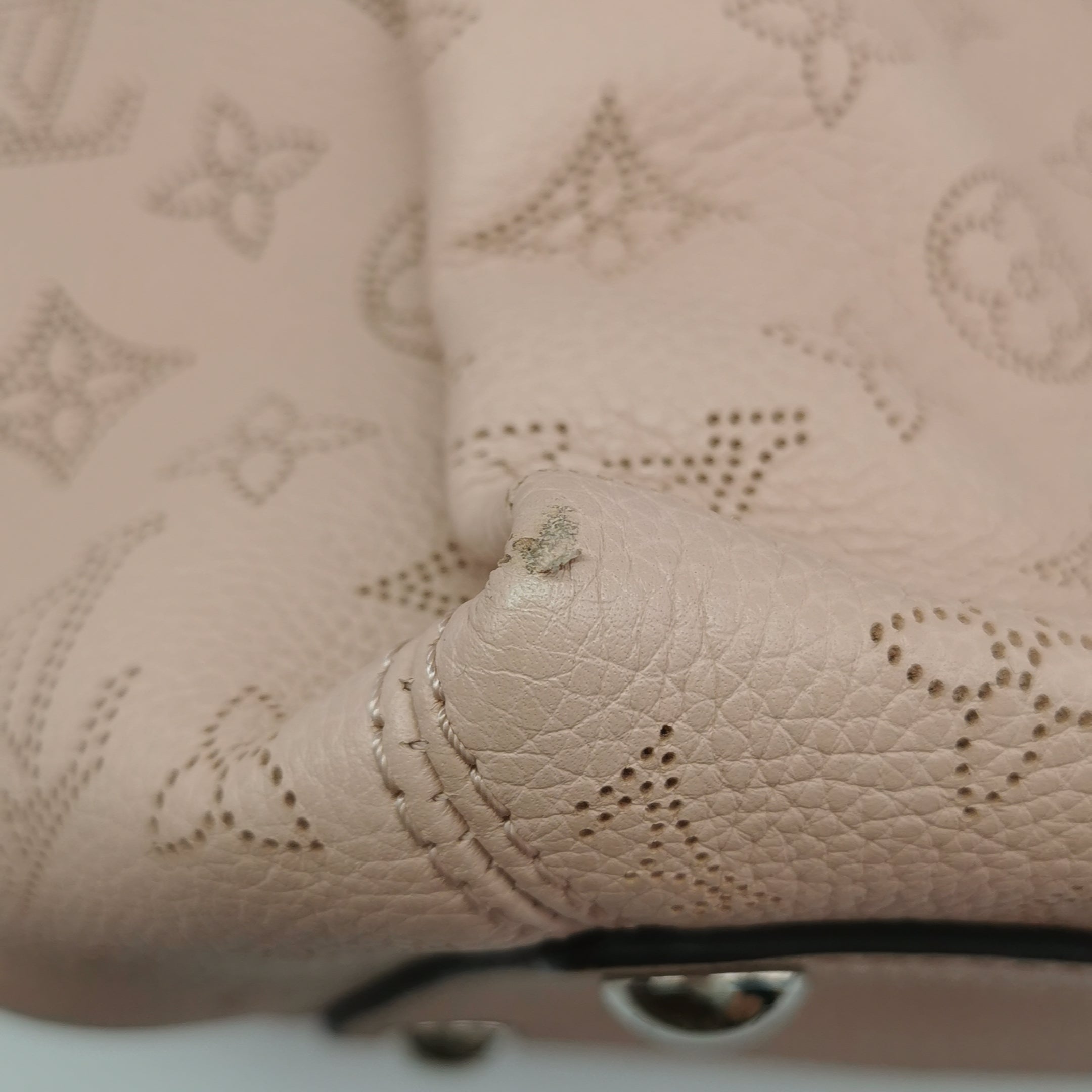 Louis Vuitton (LV) Babylone