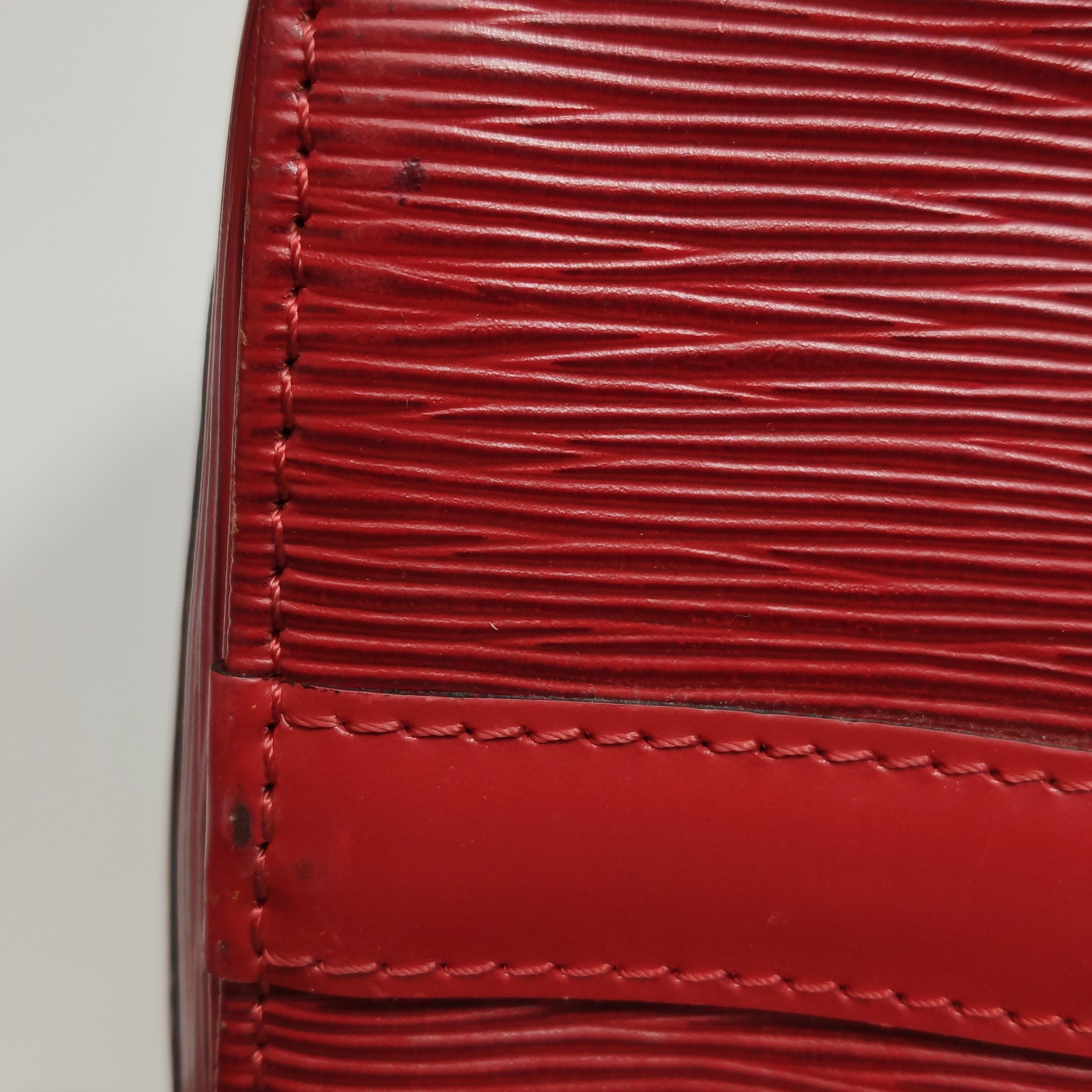 Louis Vuitton (LV) Speedy25 Red