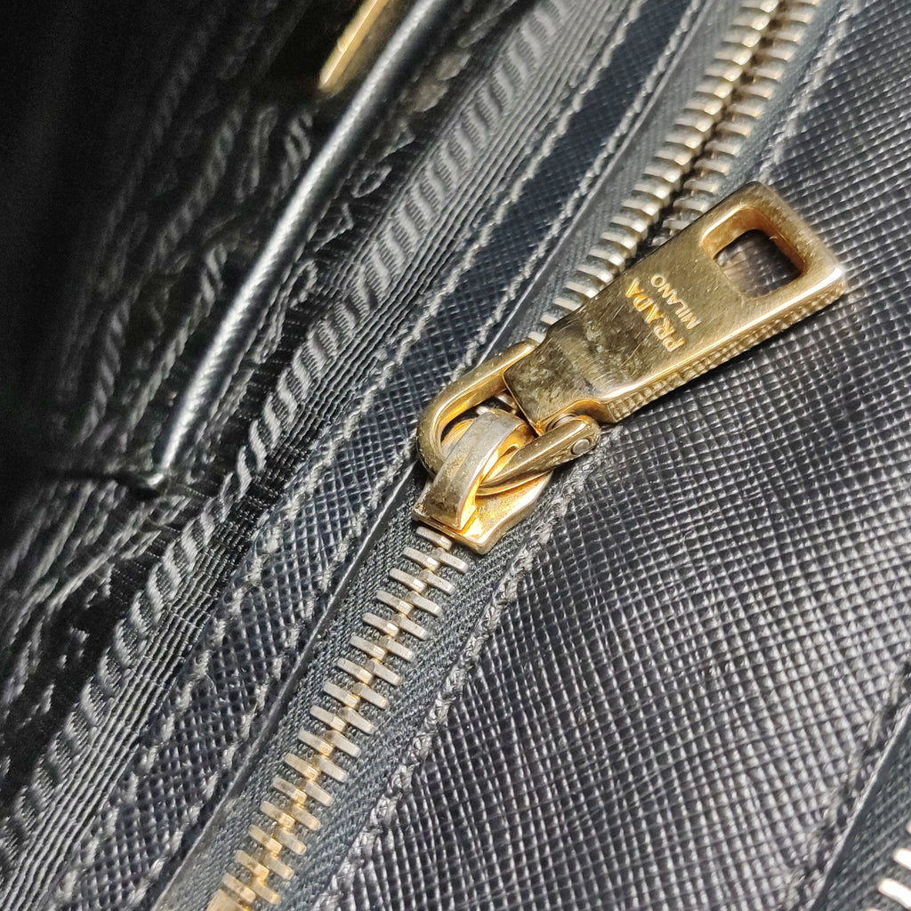 Prada Galleria black