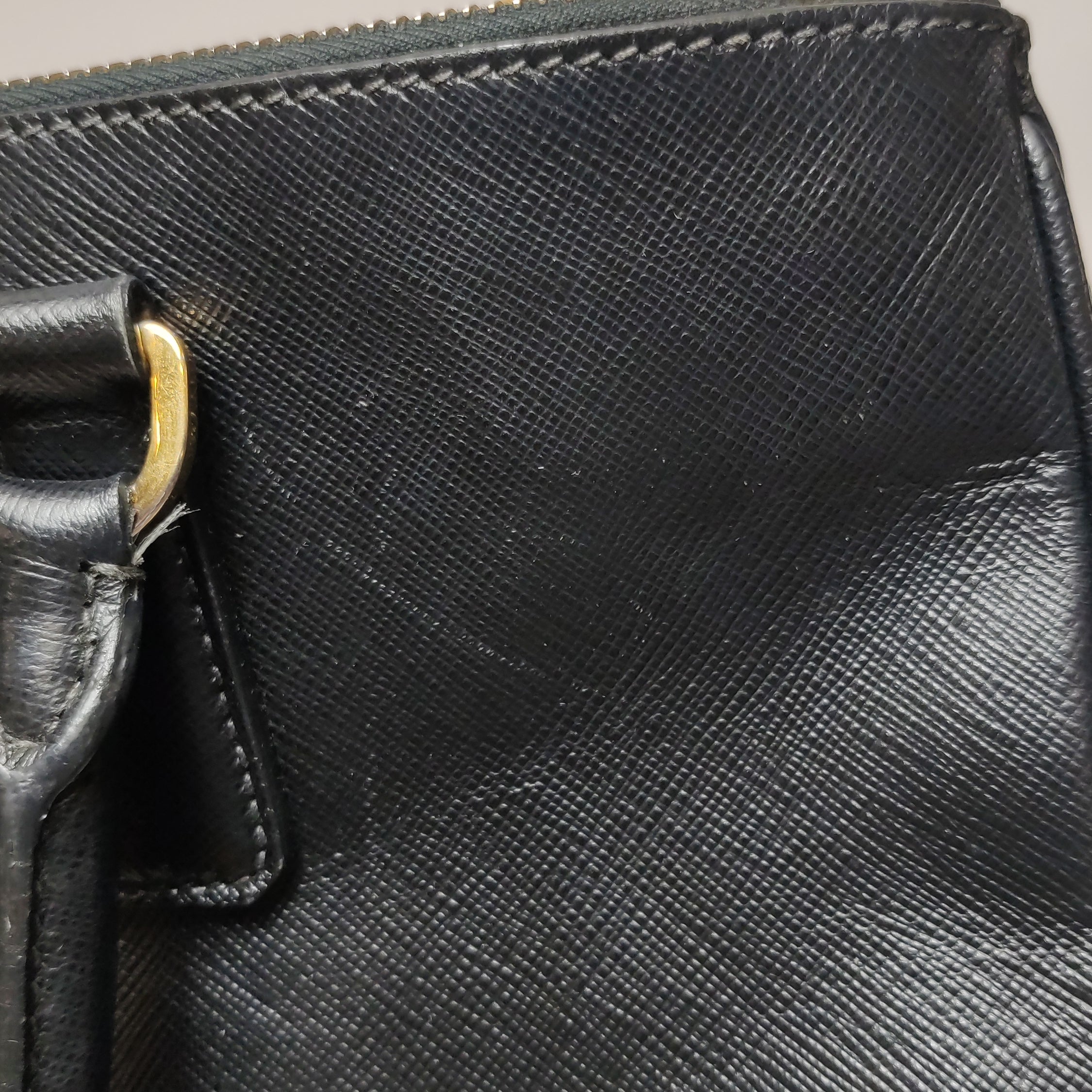 Prada Galleria black