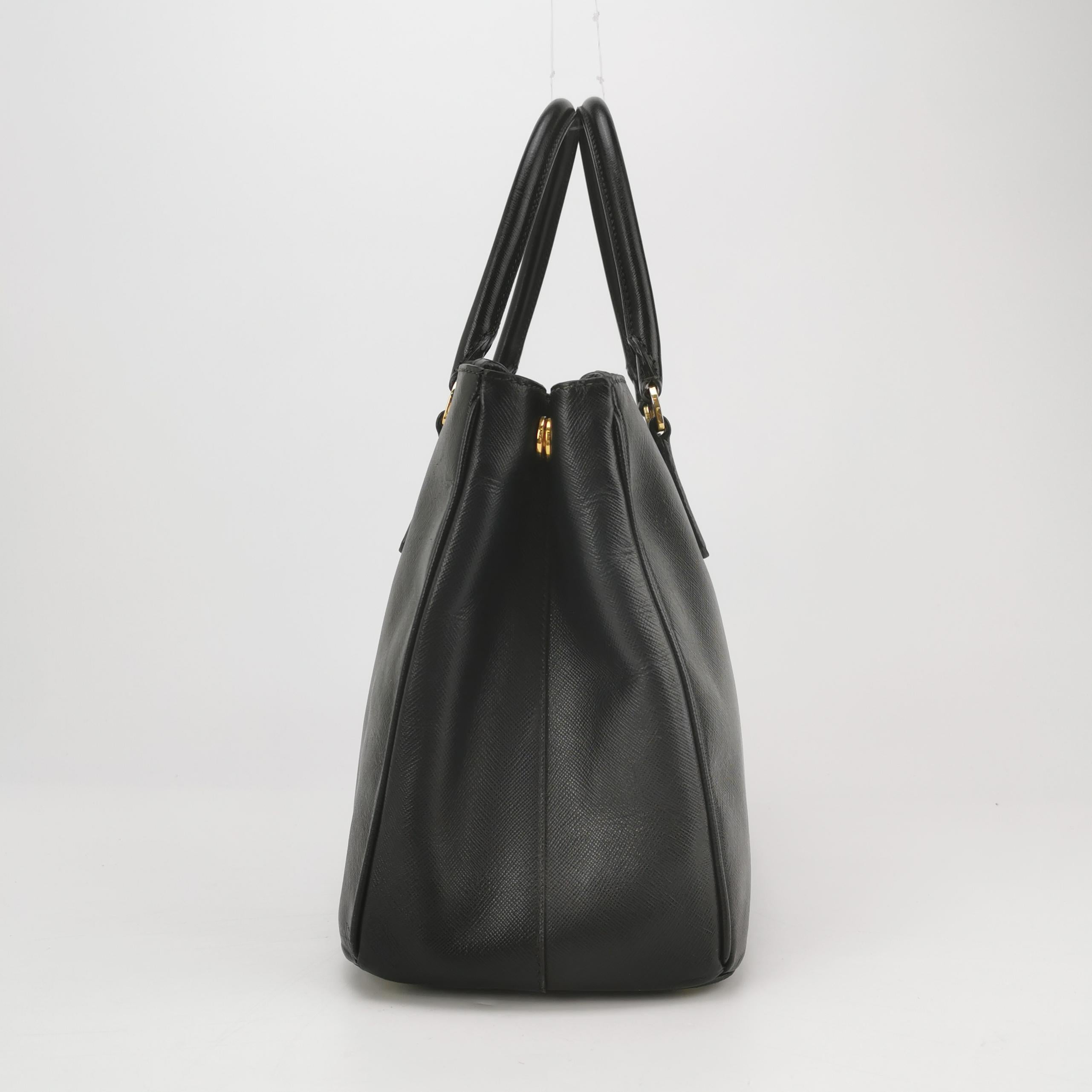 Prada Galleria black