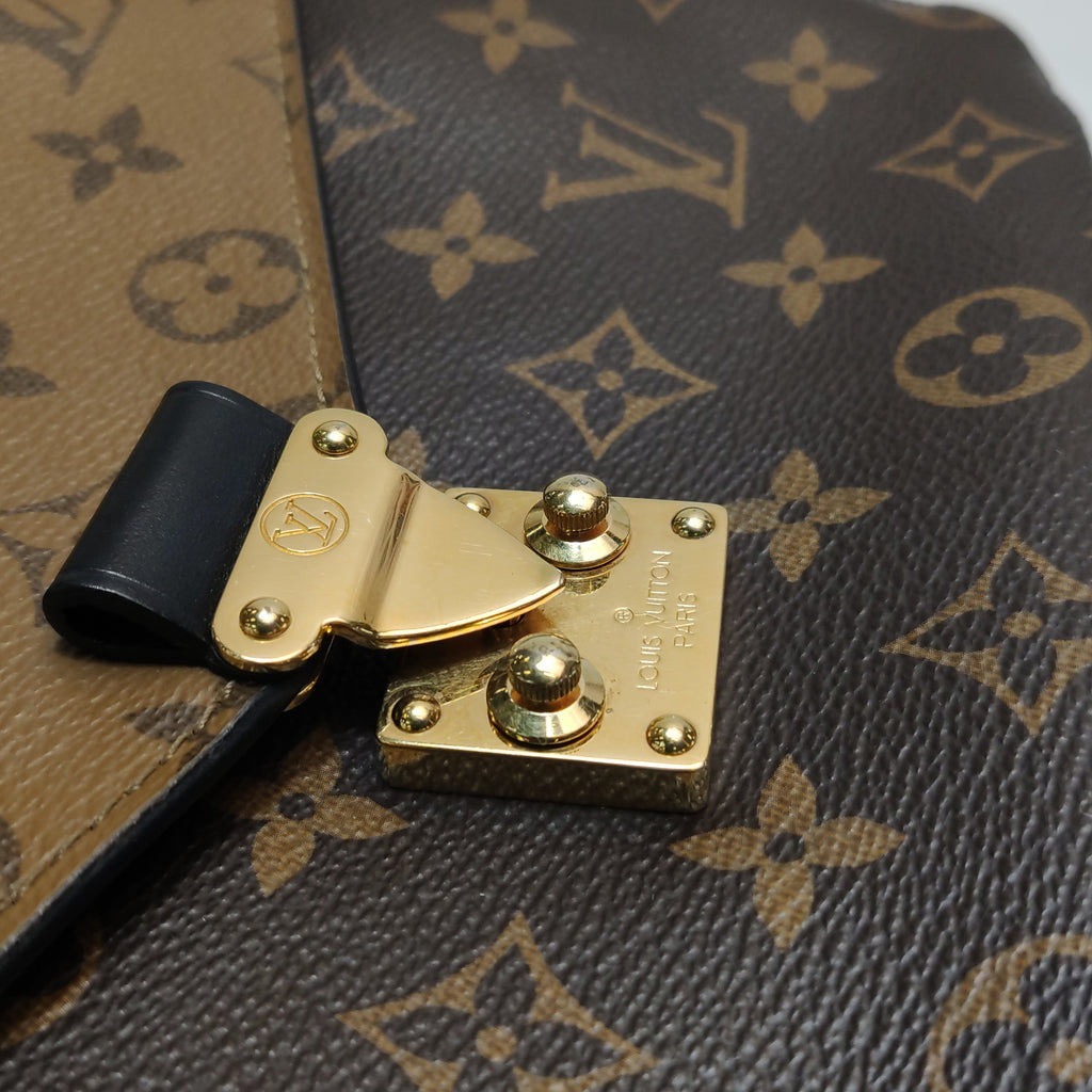 Louis Vuitton (LV) Pochette Metis Reserve