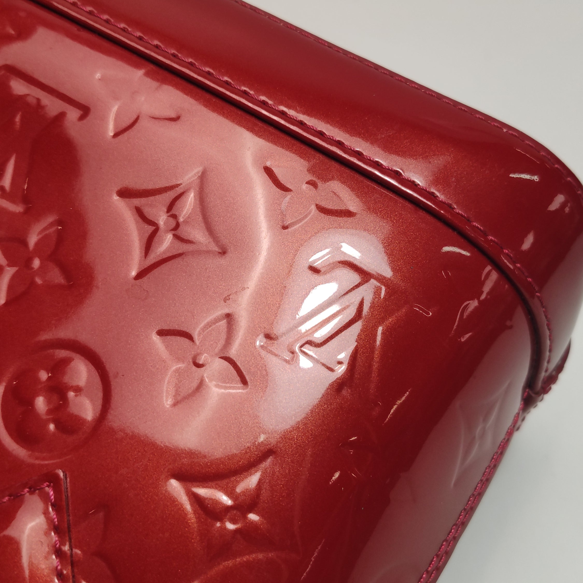 Louis Vuitton (LV) AlmaBB Red