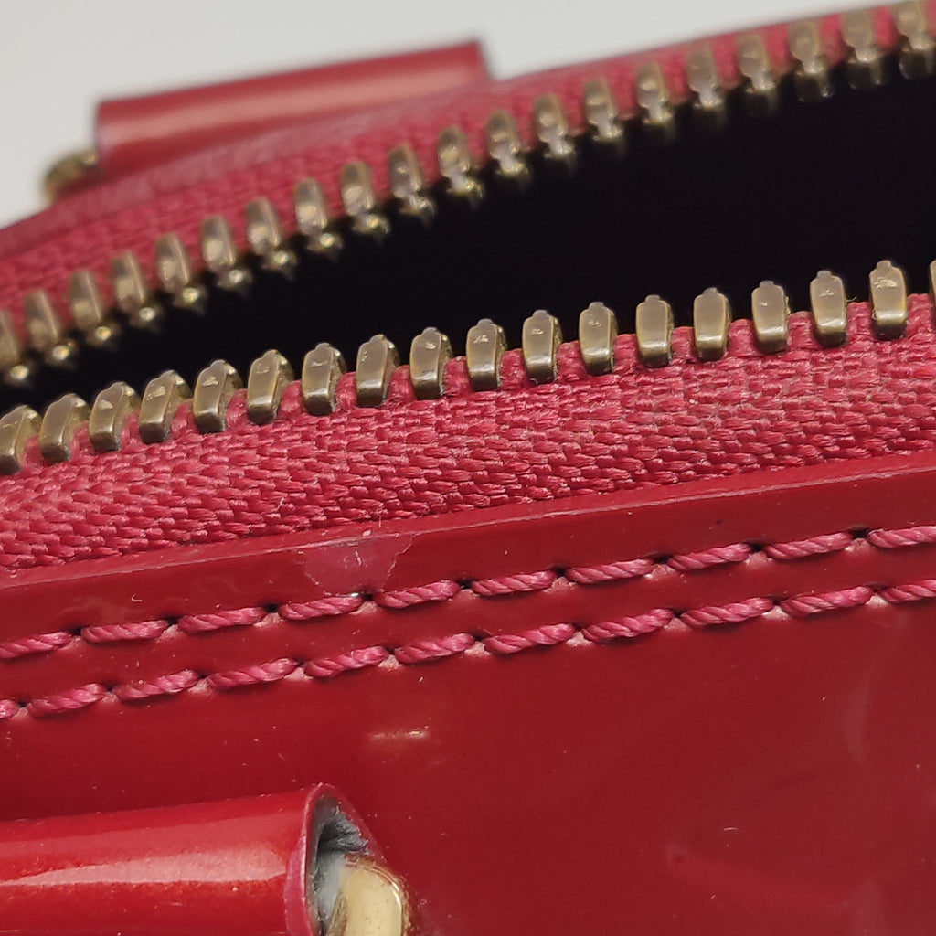 Louis Vuitton (LV) AlmaBB Red