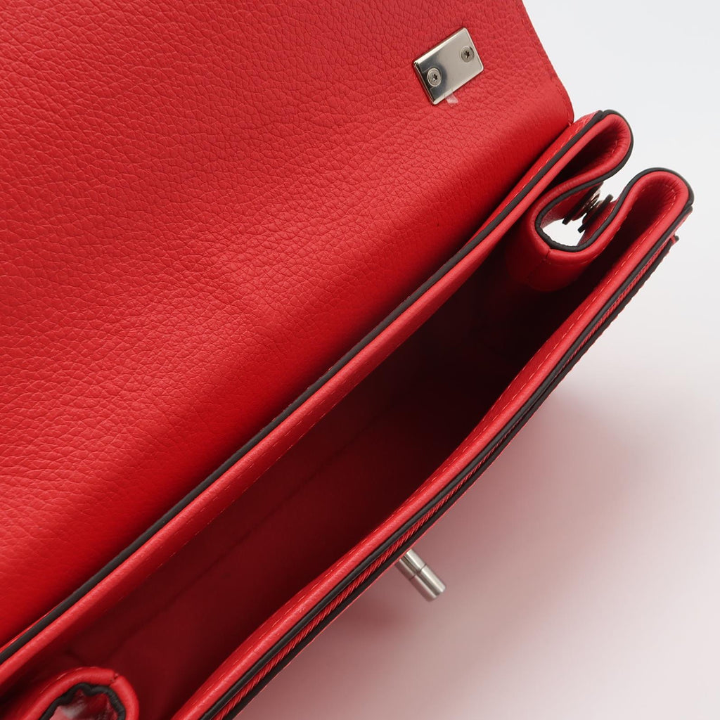 Louis Vuitton (LV) Lockme. Red