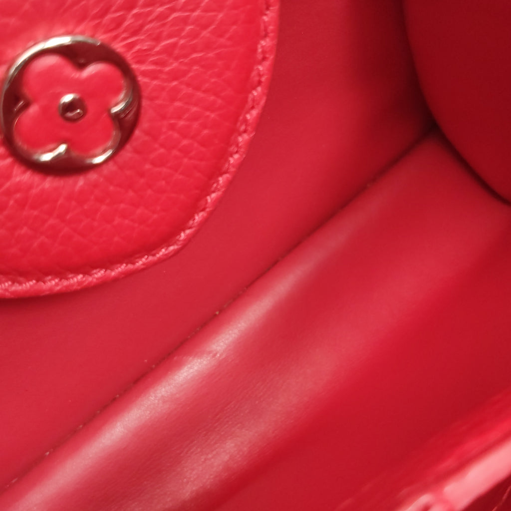 Louis Vuitton (LV) Capucines BB  Rosso