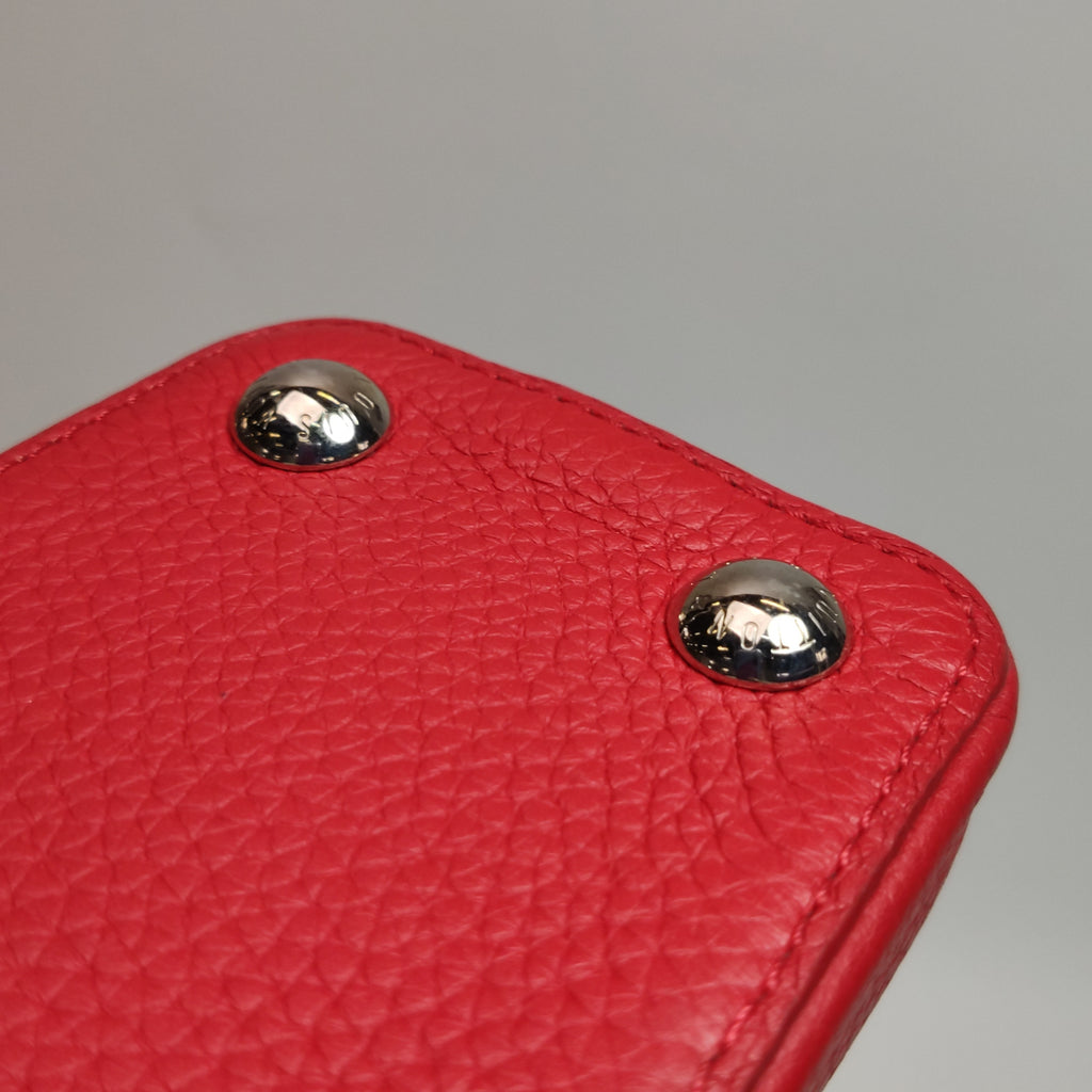 Louis Vuitton (LV) Capucines BB  Rosso