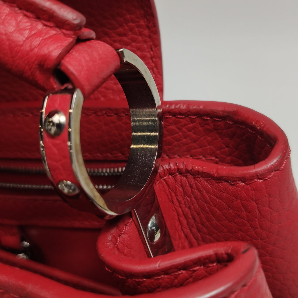 Louis Vuitton (LV) Capucines BB  Rosso