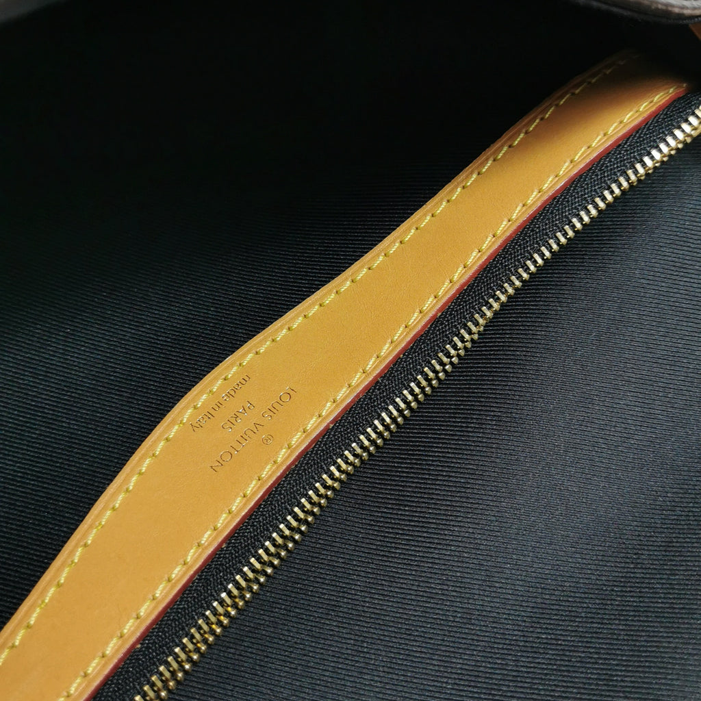 Louis Vuitton (LV) Diane