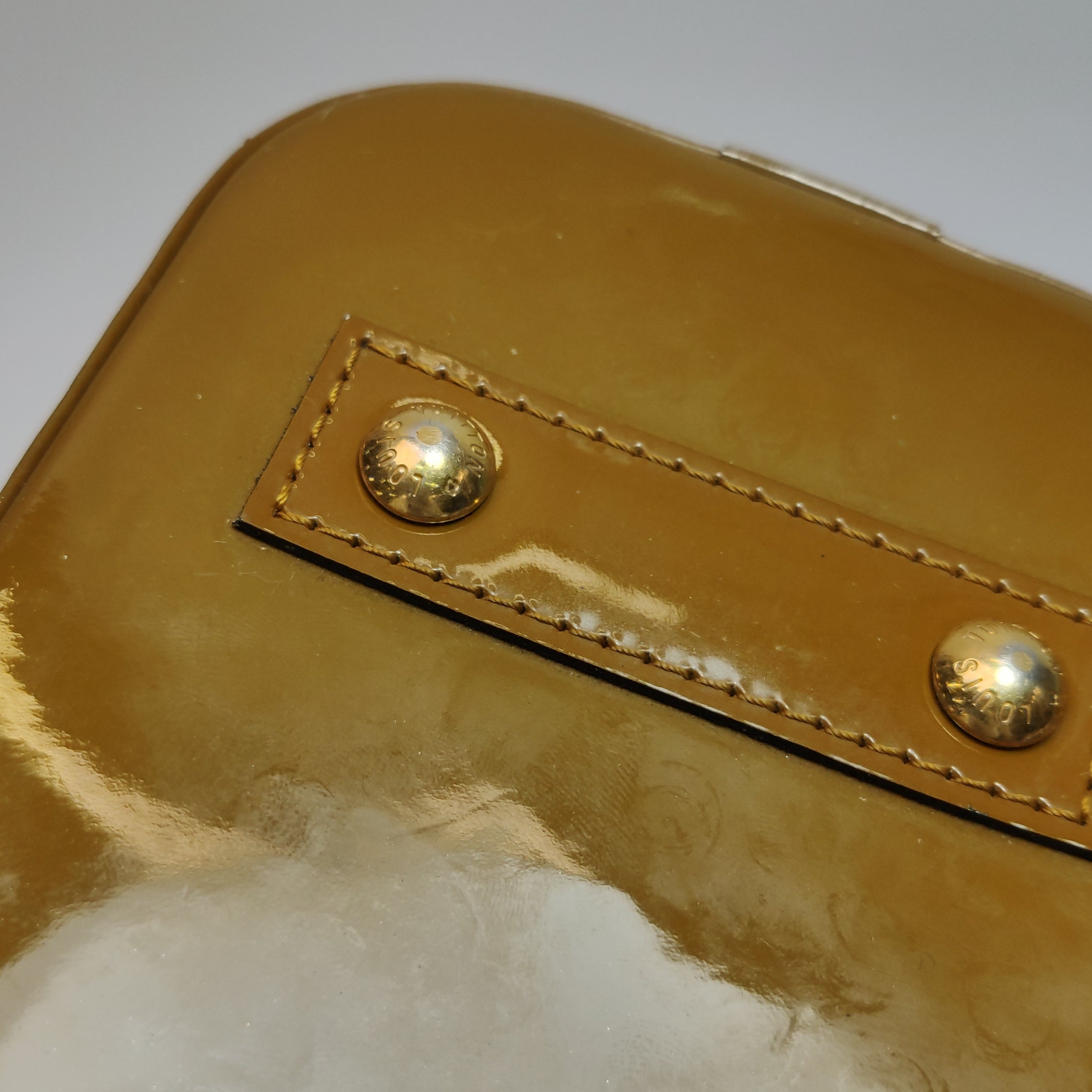 Louis Vuitton (LV) AlmaBB