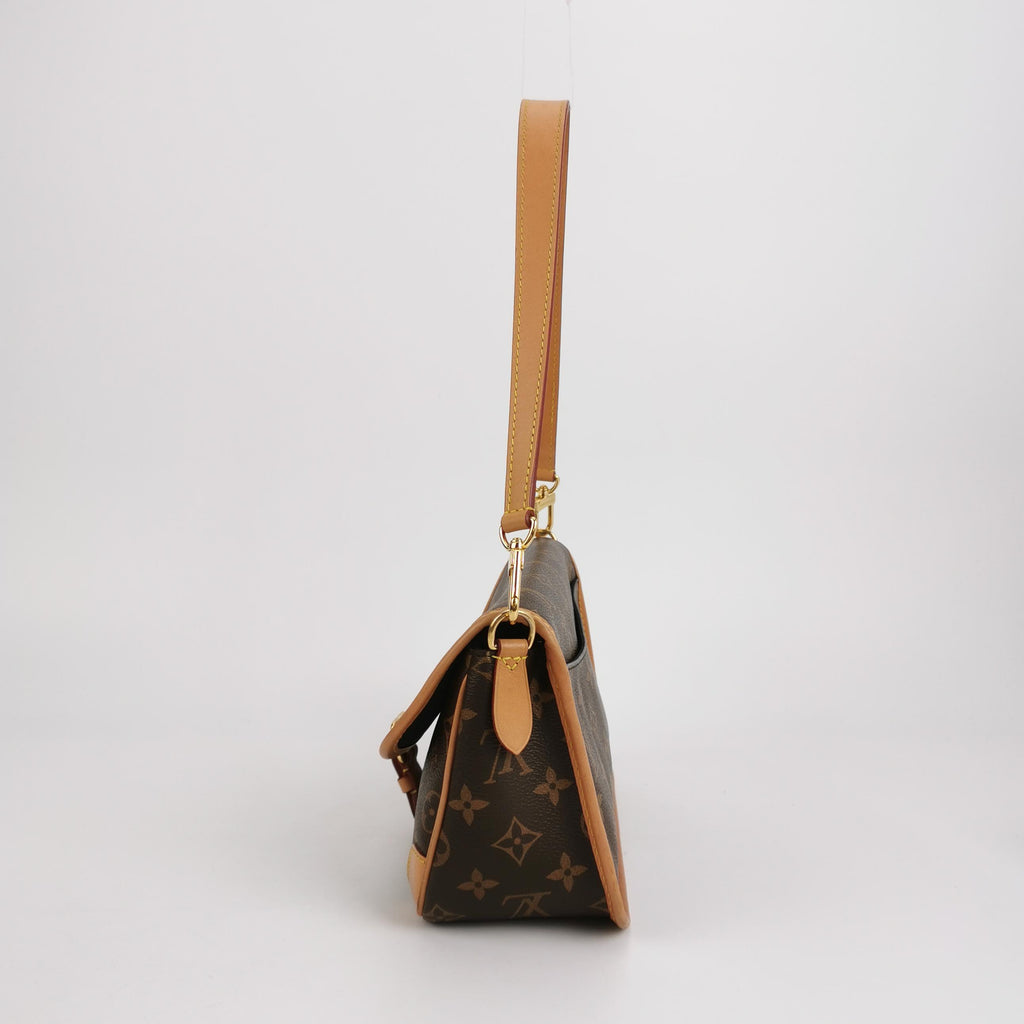 Louis Vuitton (LV) Diane