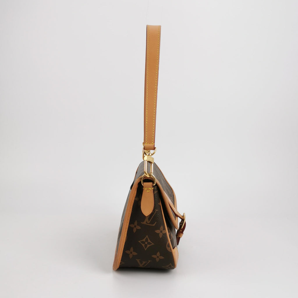 Louis Vuitton (LV) Diane