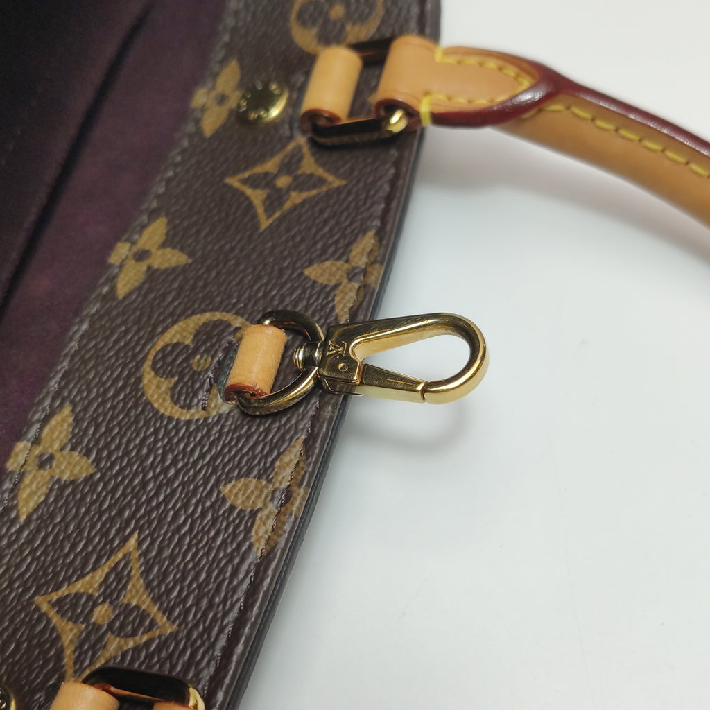 Louis Vuitton (LV) Montaigne