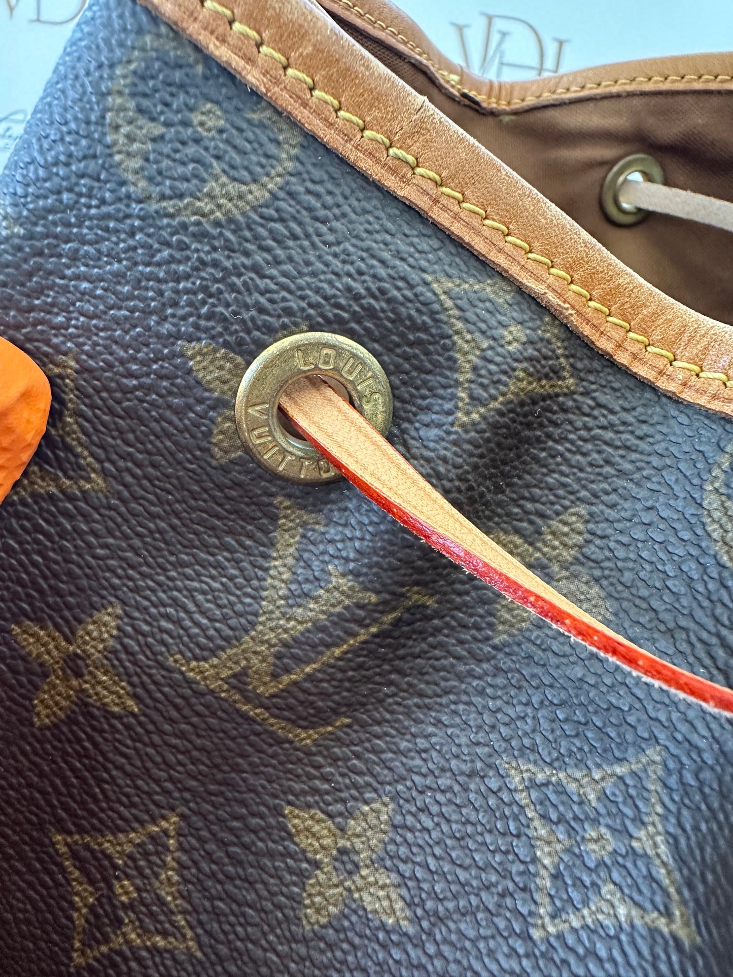 017819 - Louis Vuitton Montsouris GM