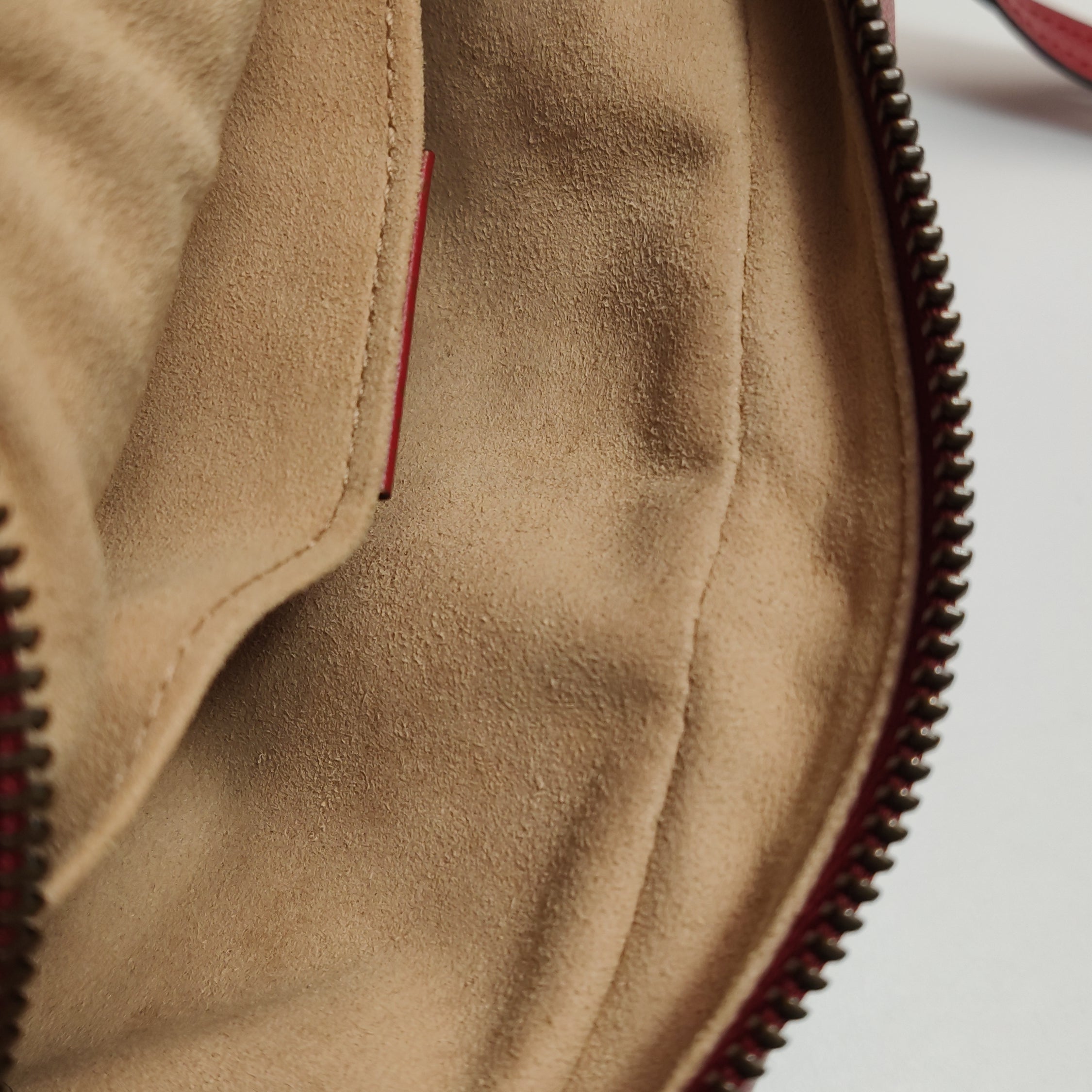 Gucci GG  Marmont Red