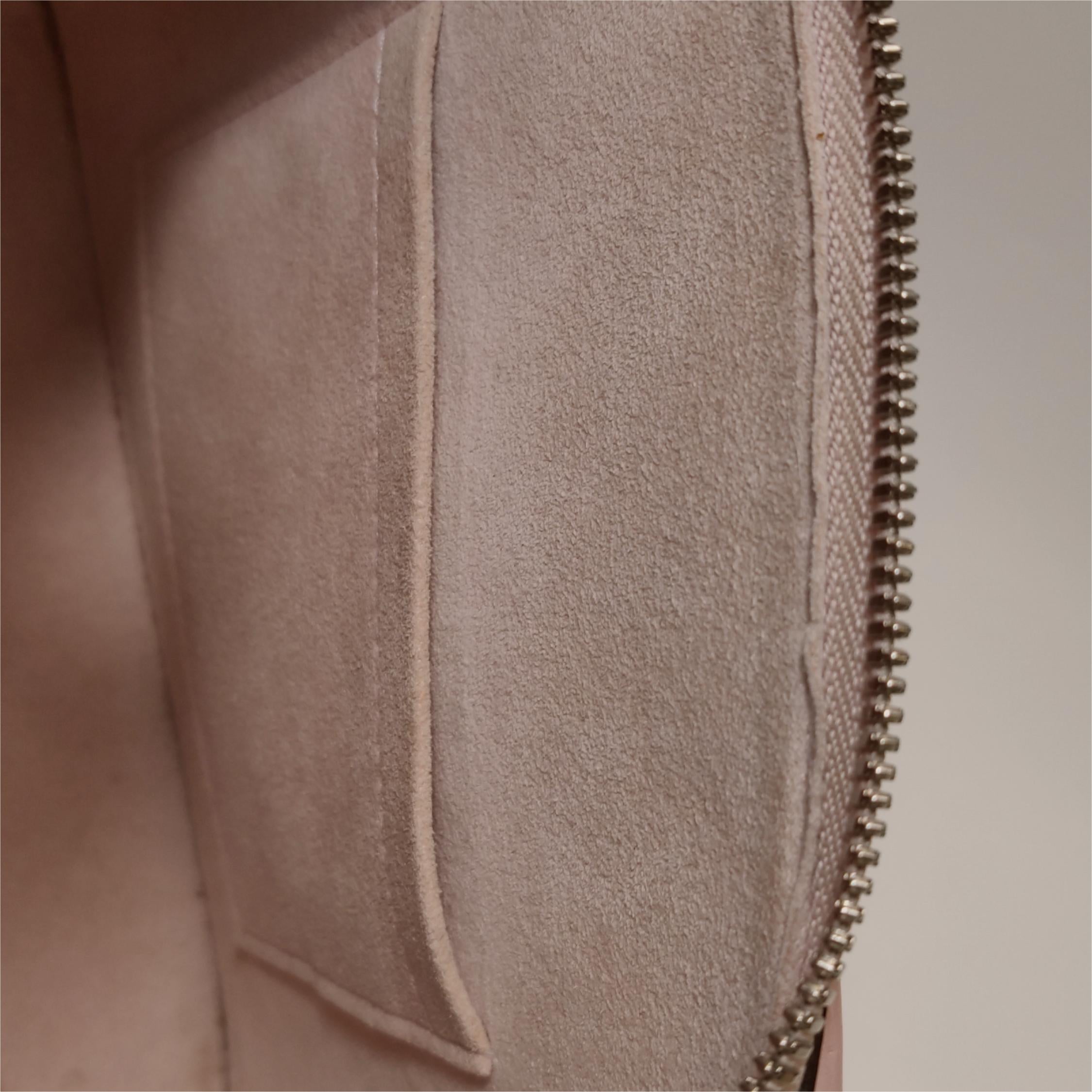 Louis Vuitton (LV) AlmaBB Rose