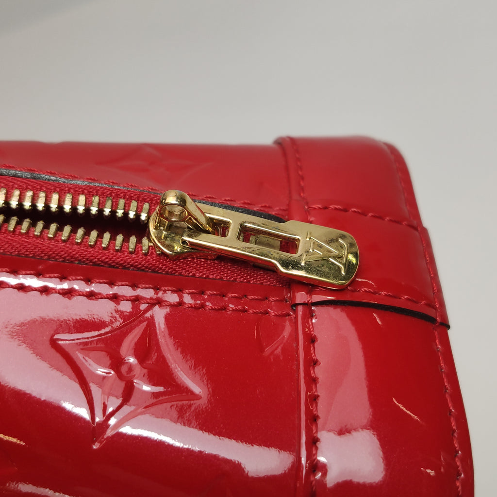 Louis Vuitton (LV) AlmaBB Red