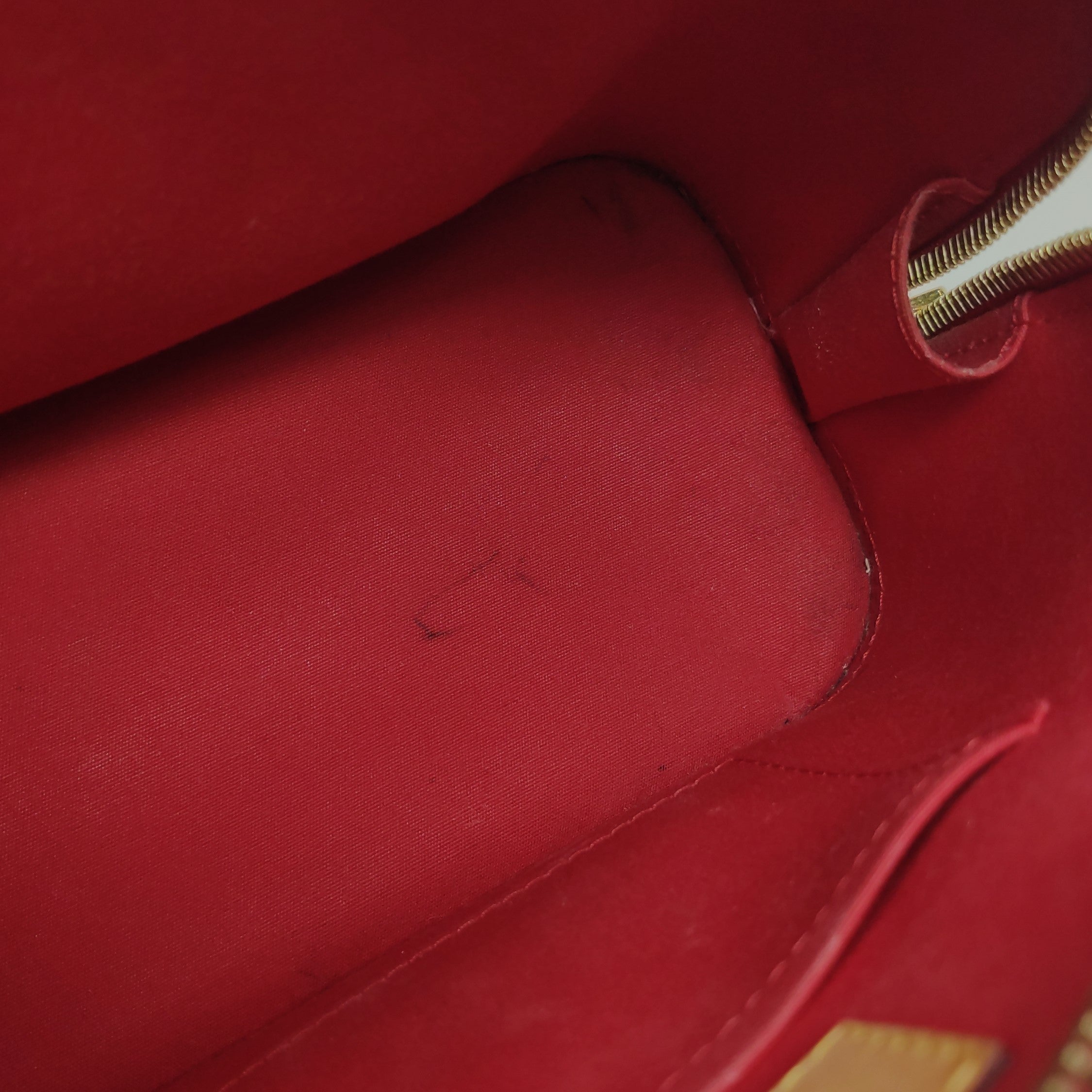 Louis Vuitton (LV) AlmaBB Red