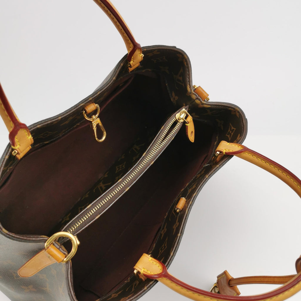 Louis Vuitton (LV) Montaigne medium