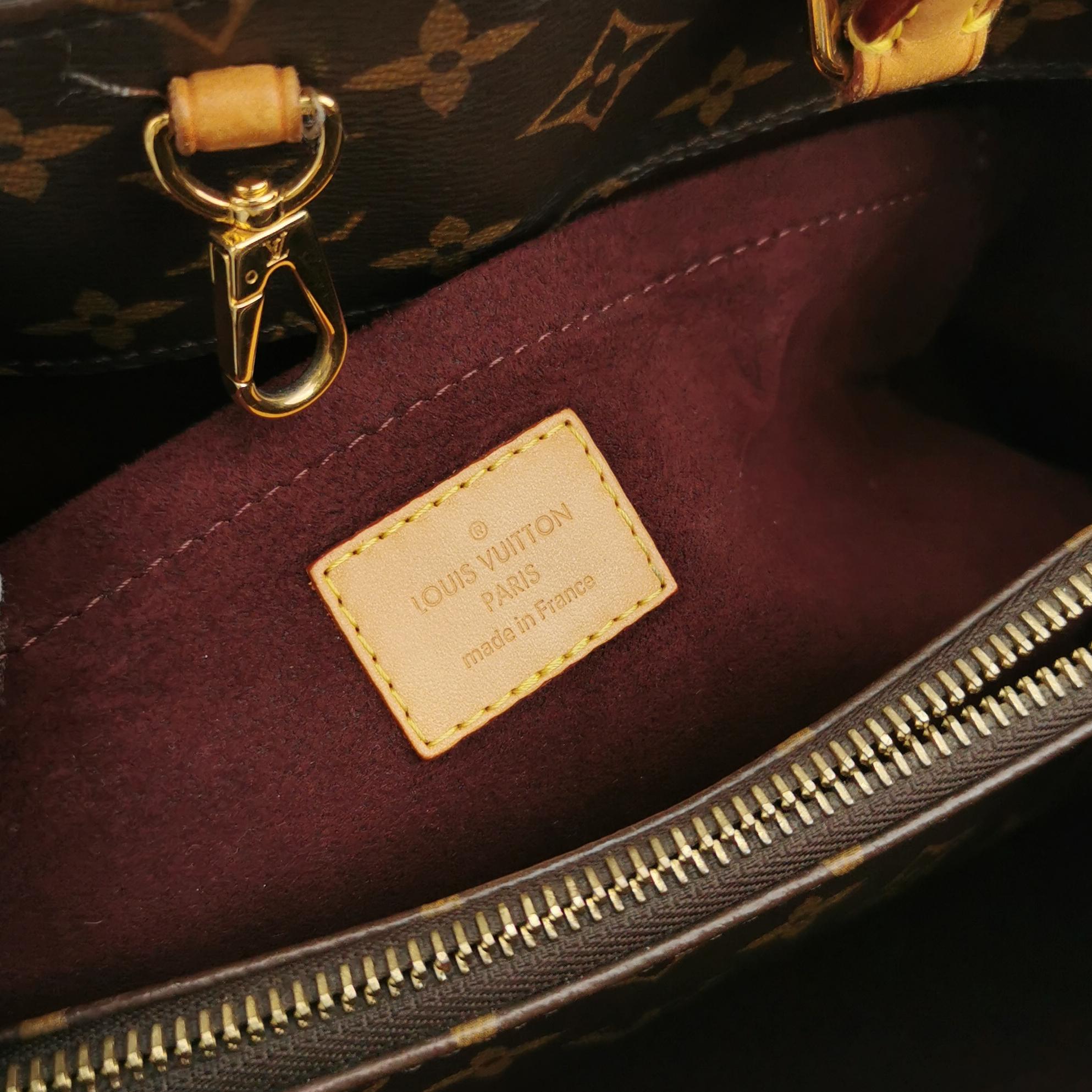 Louis Vuitton (LV) Montaigne medium