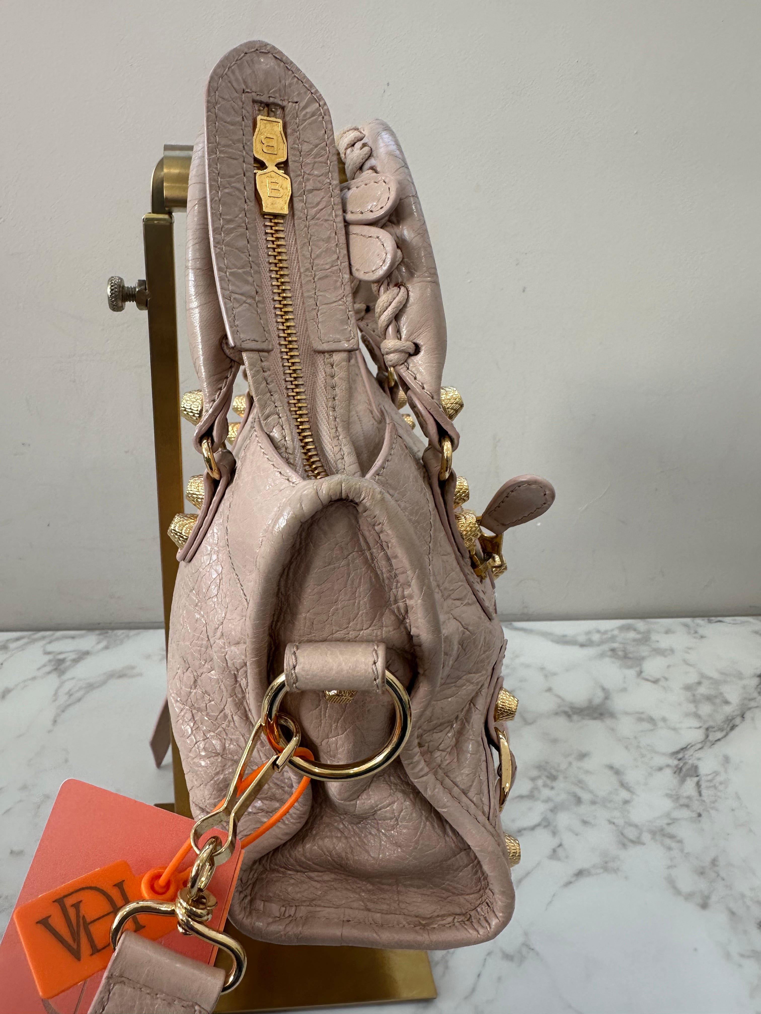 Balenciaga Giant City