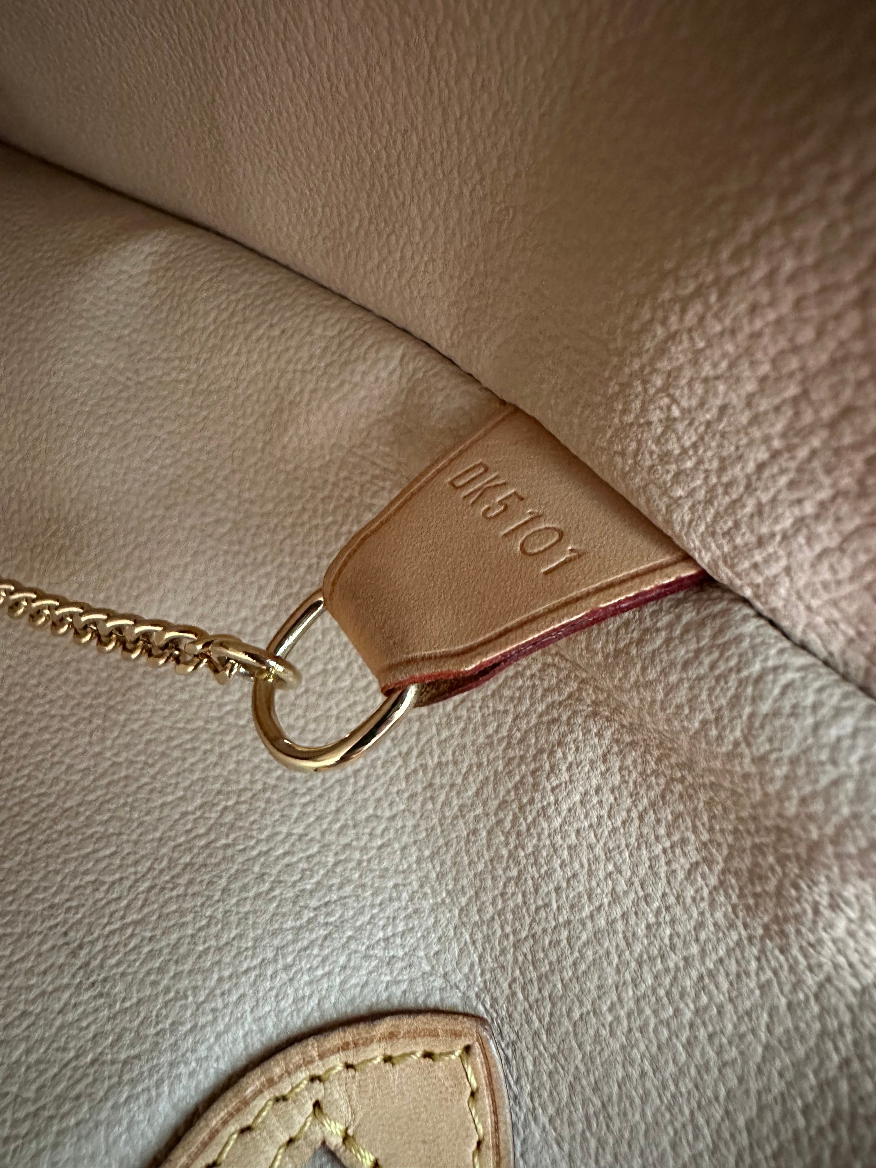 Louis Vuitton Bucket GM