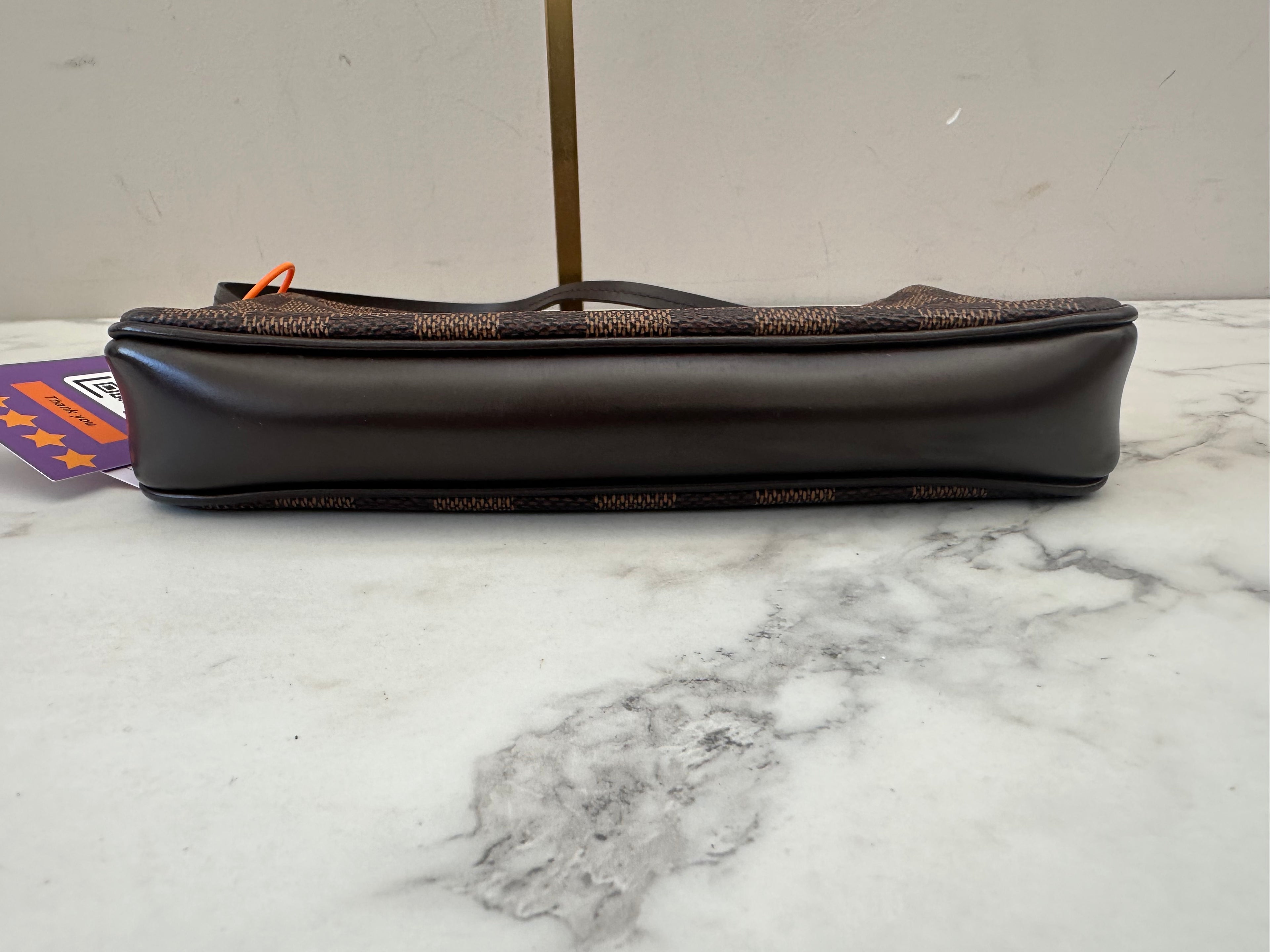 Louis Vuitton Navona Damier