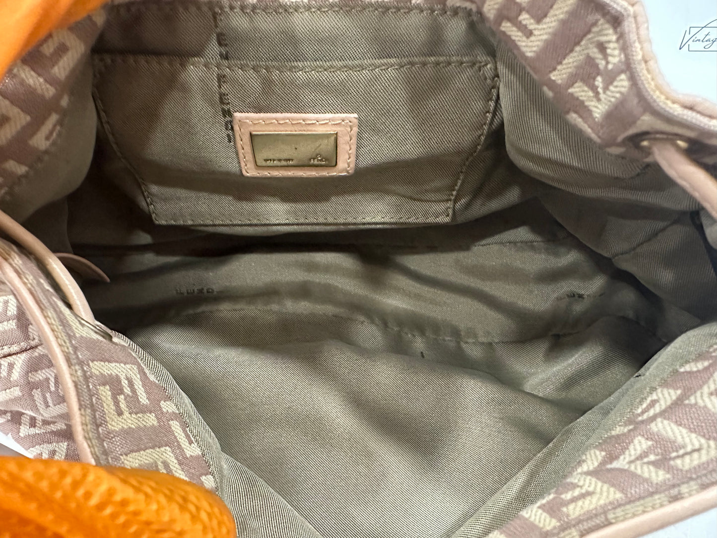 382320 - Fendi Bag