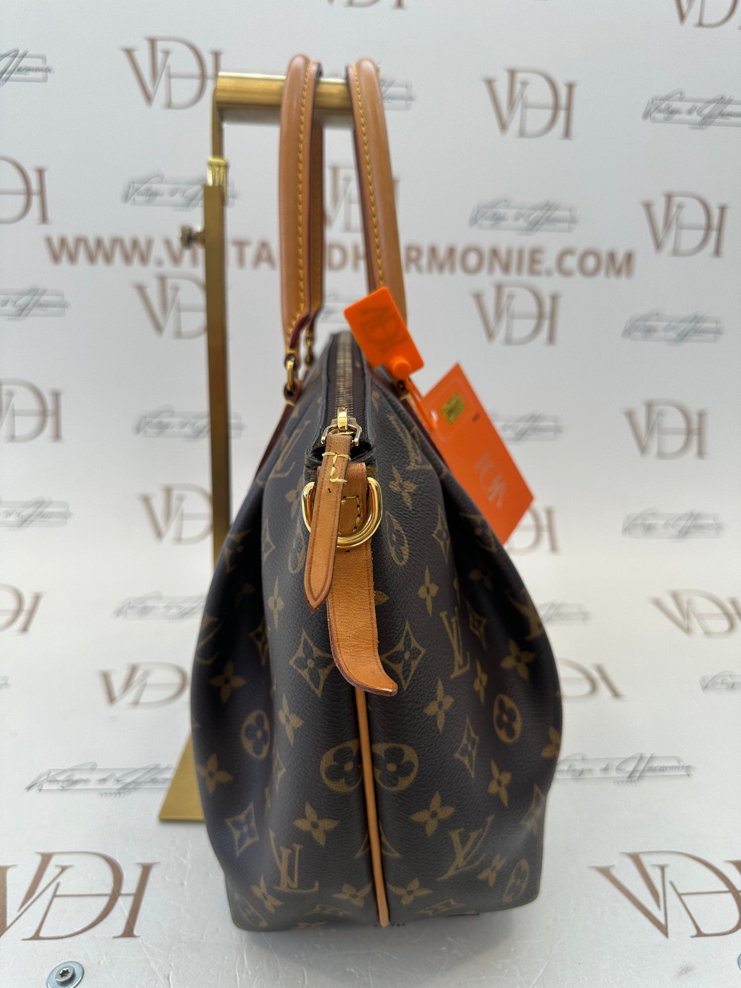 017859 - Louis Vuitton Turenne MM