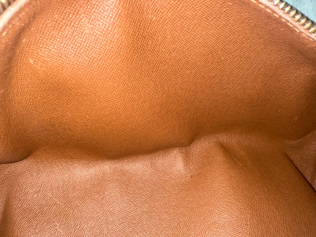 Louis Vuitton Papillon 30